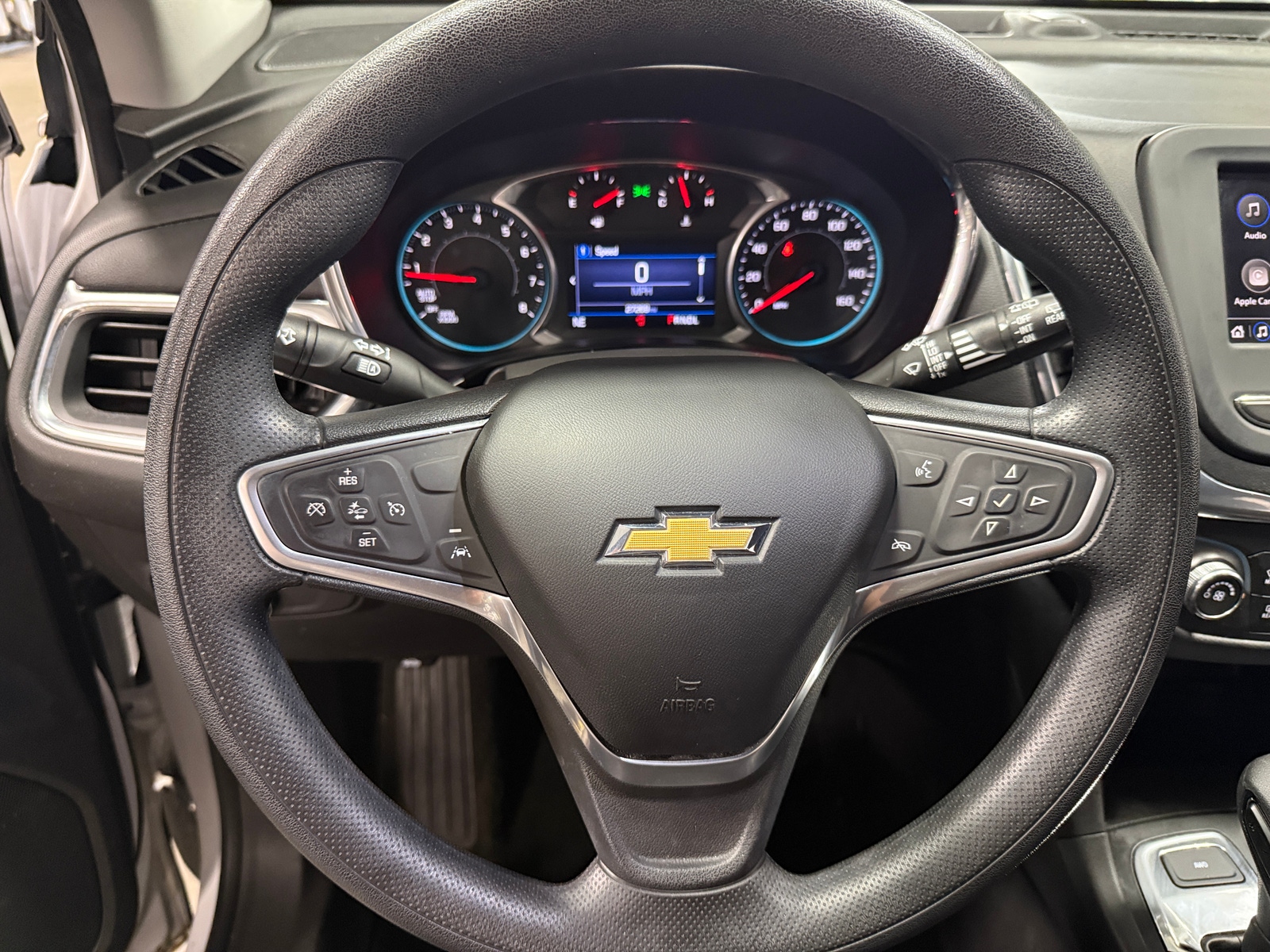 Thumbnail: 2022 Chevrolet Equinox - 5