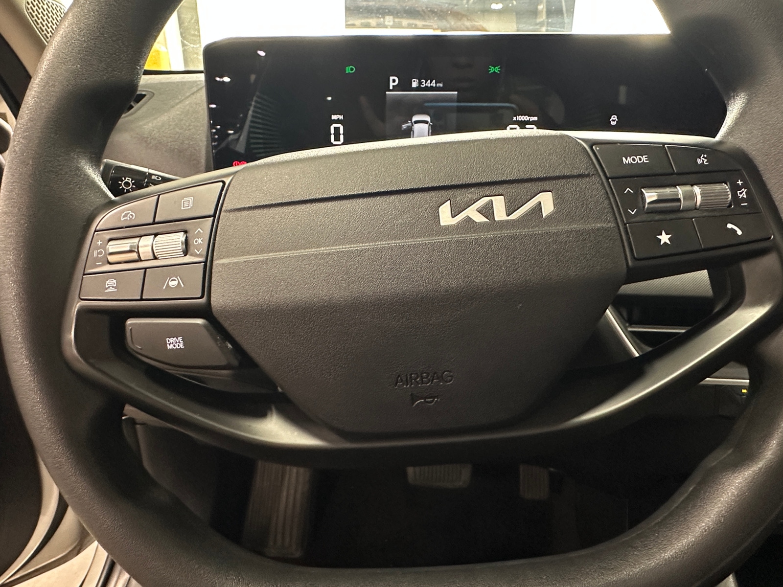 Thumbnail: 2025 Kia K4 - 5