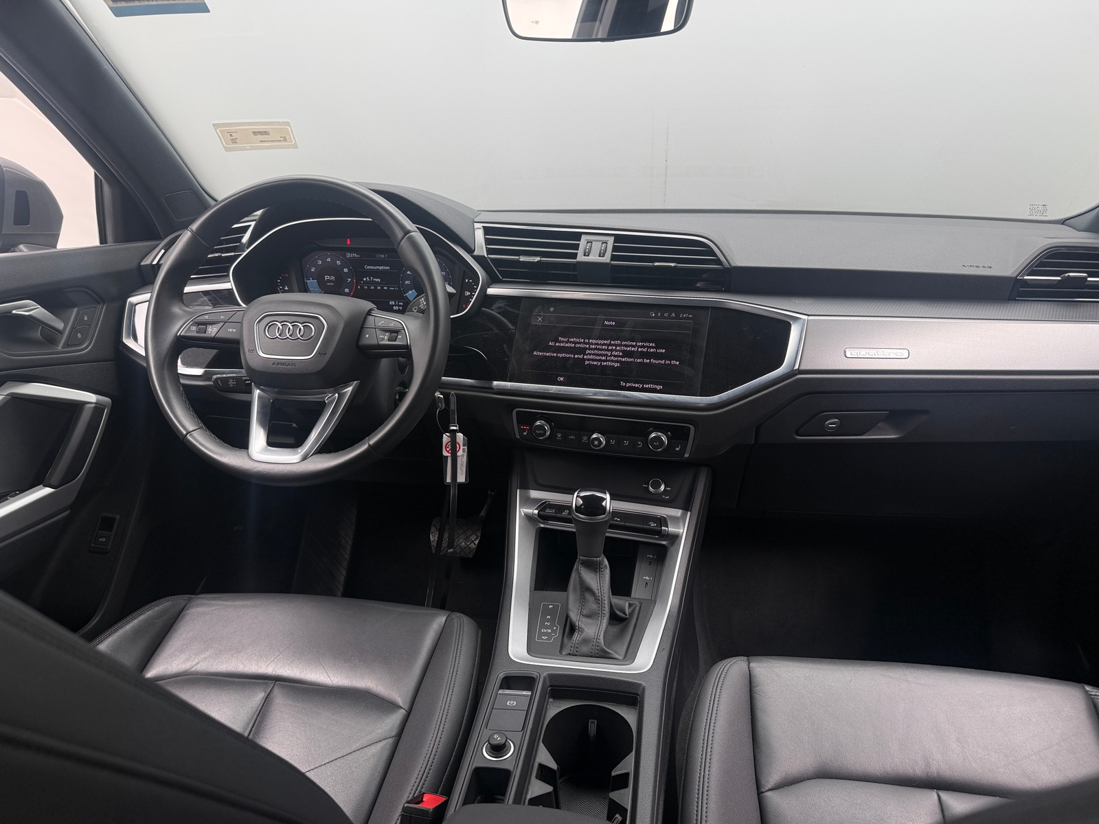 Thumbnail: 2025 Audi Q3 - 2