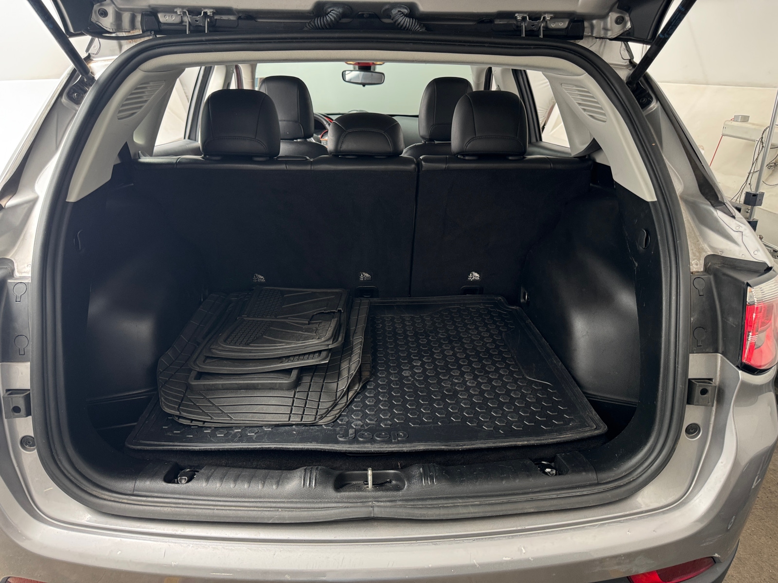 Thumbnail: 2019 Jeep Compass - 7