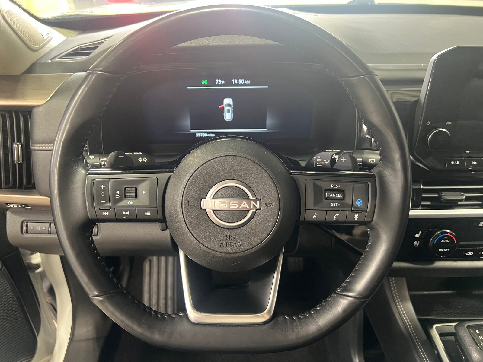 Thumbnail: 2024 Nissan Pathfinder - 4
