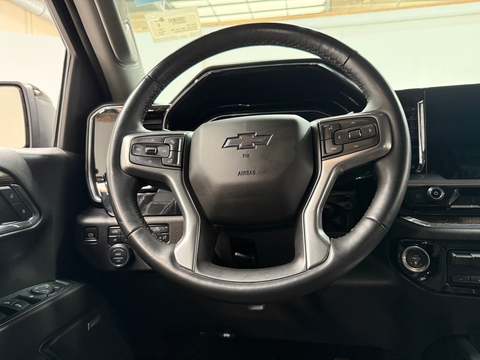 Thumbnail: 2024 Chevrolet Silverado 1500 - 5