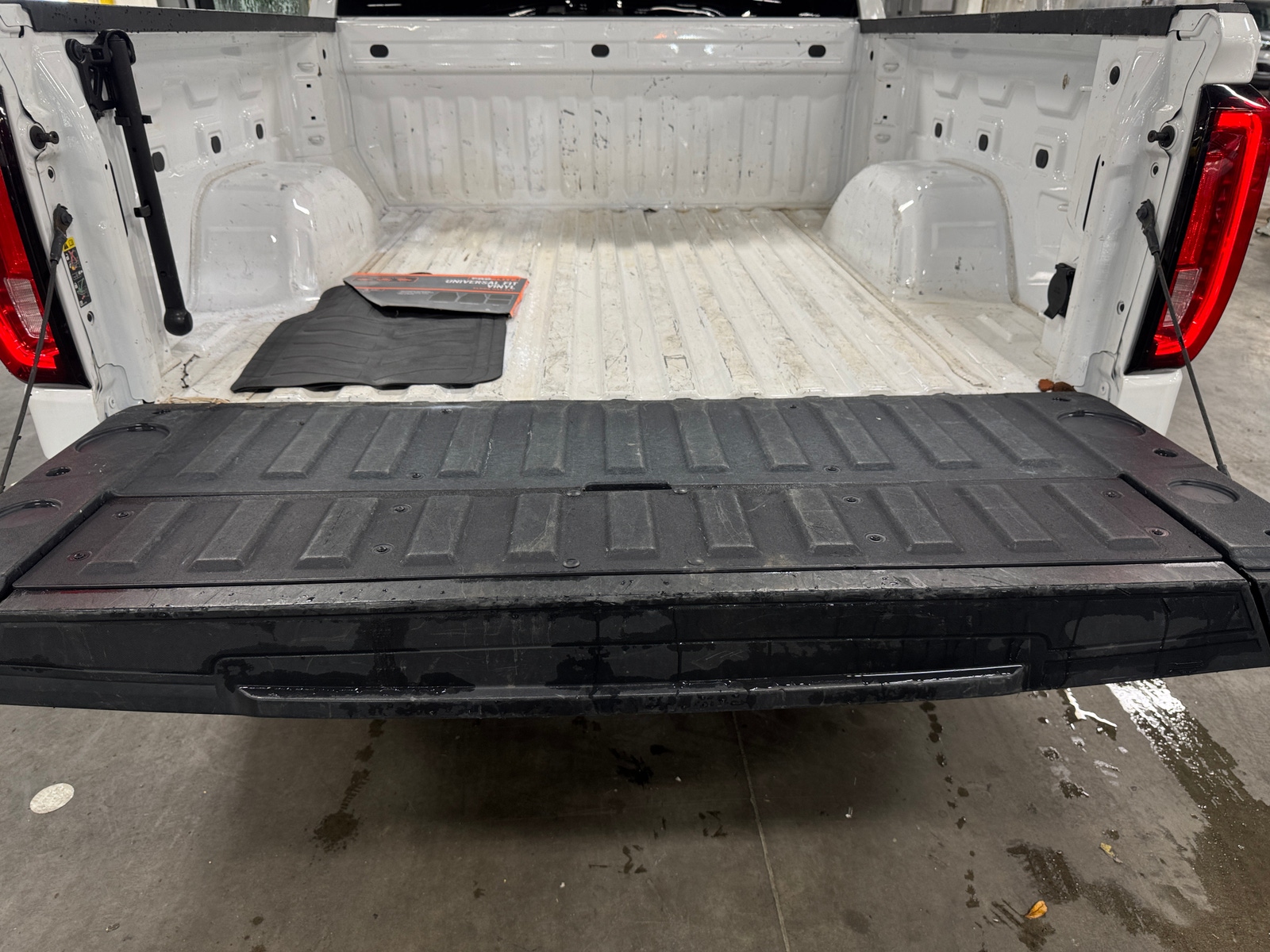 Thumbnail: 2024 GMC Sierra 1500 - 6
