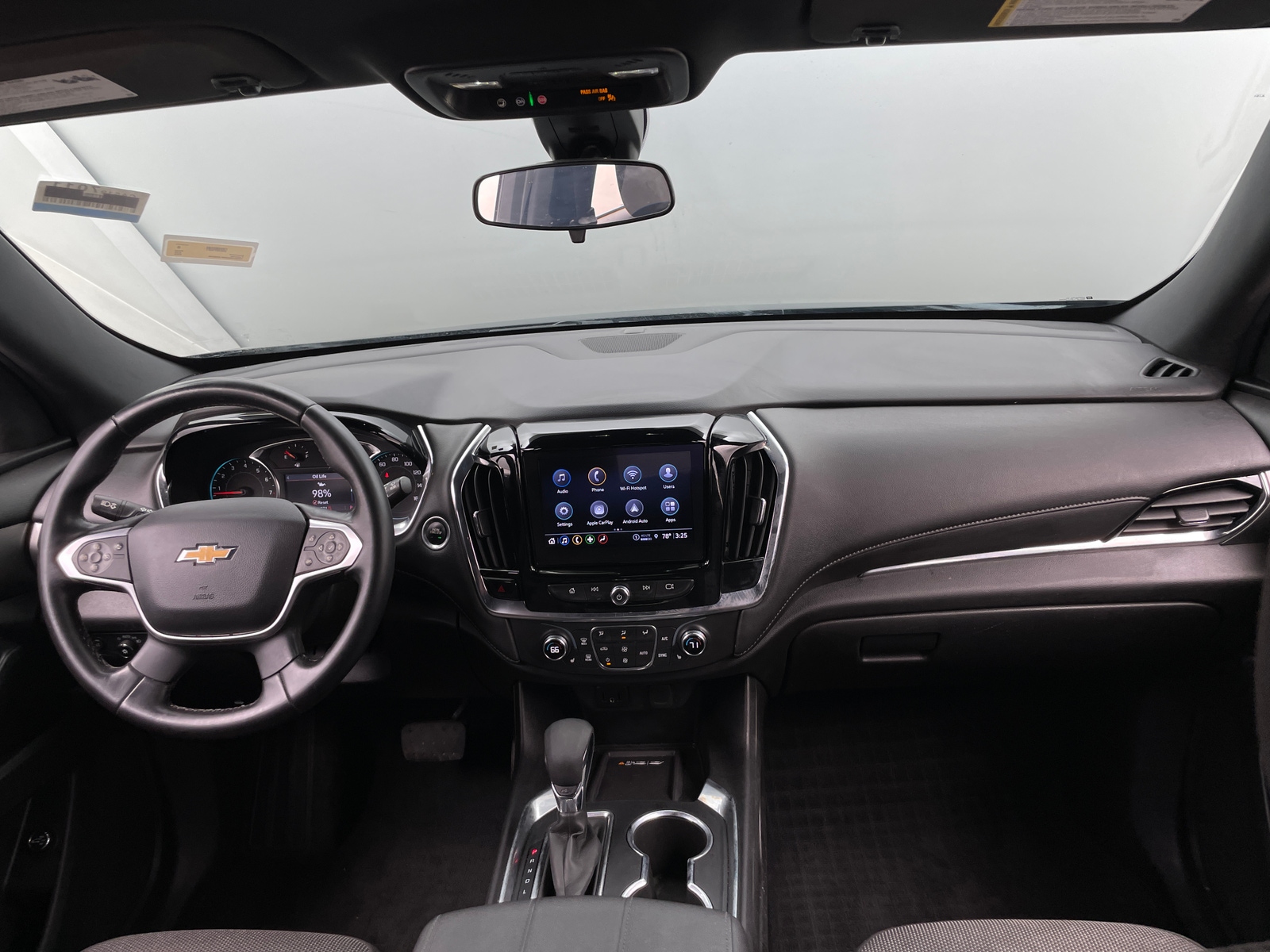 Thumbnail: 2023 Chevrolet Traverse - 3