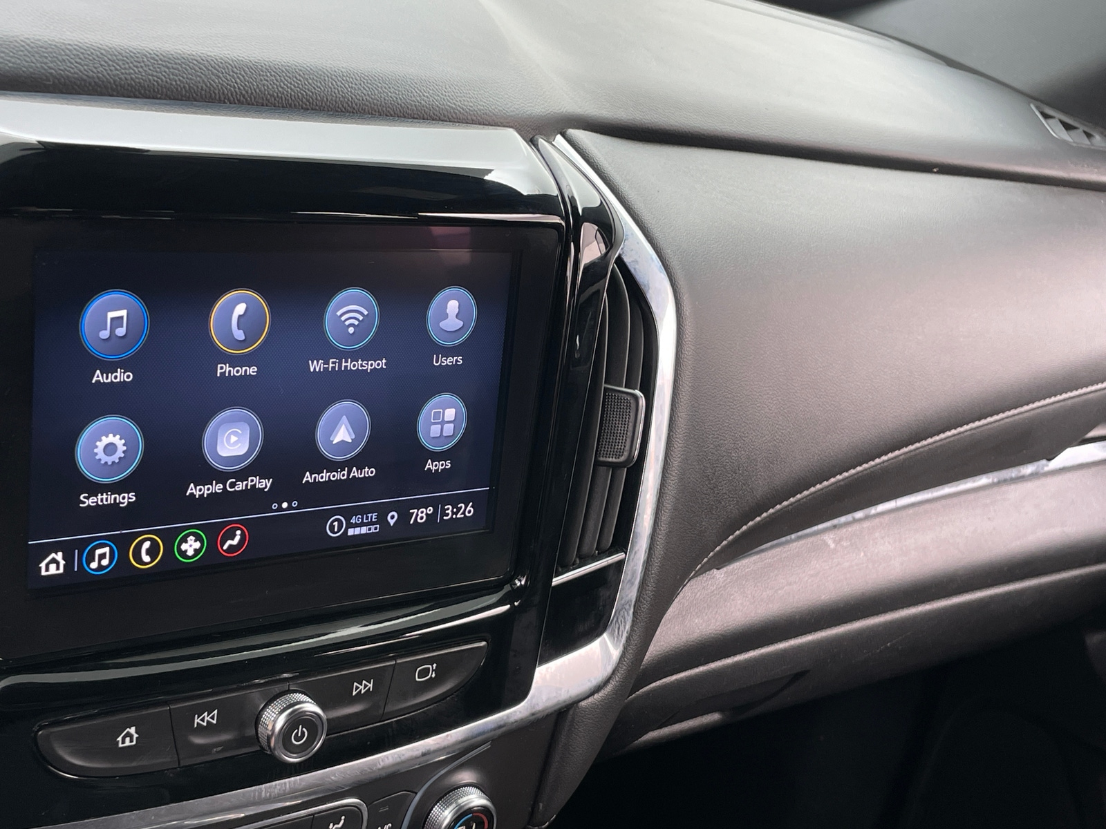 Thumbnail: 2023 Chevrolet Traverse - 4