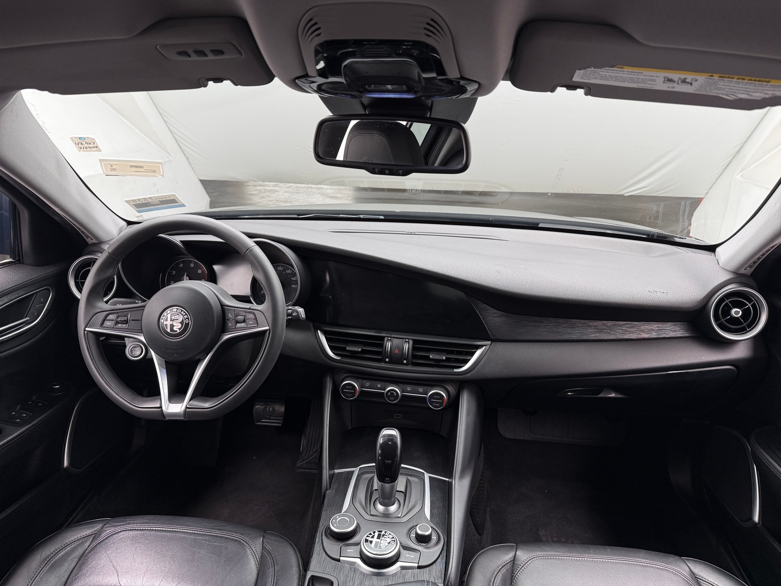 Thumbnail: 2019 Alfa Romeo Giulia - 2