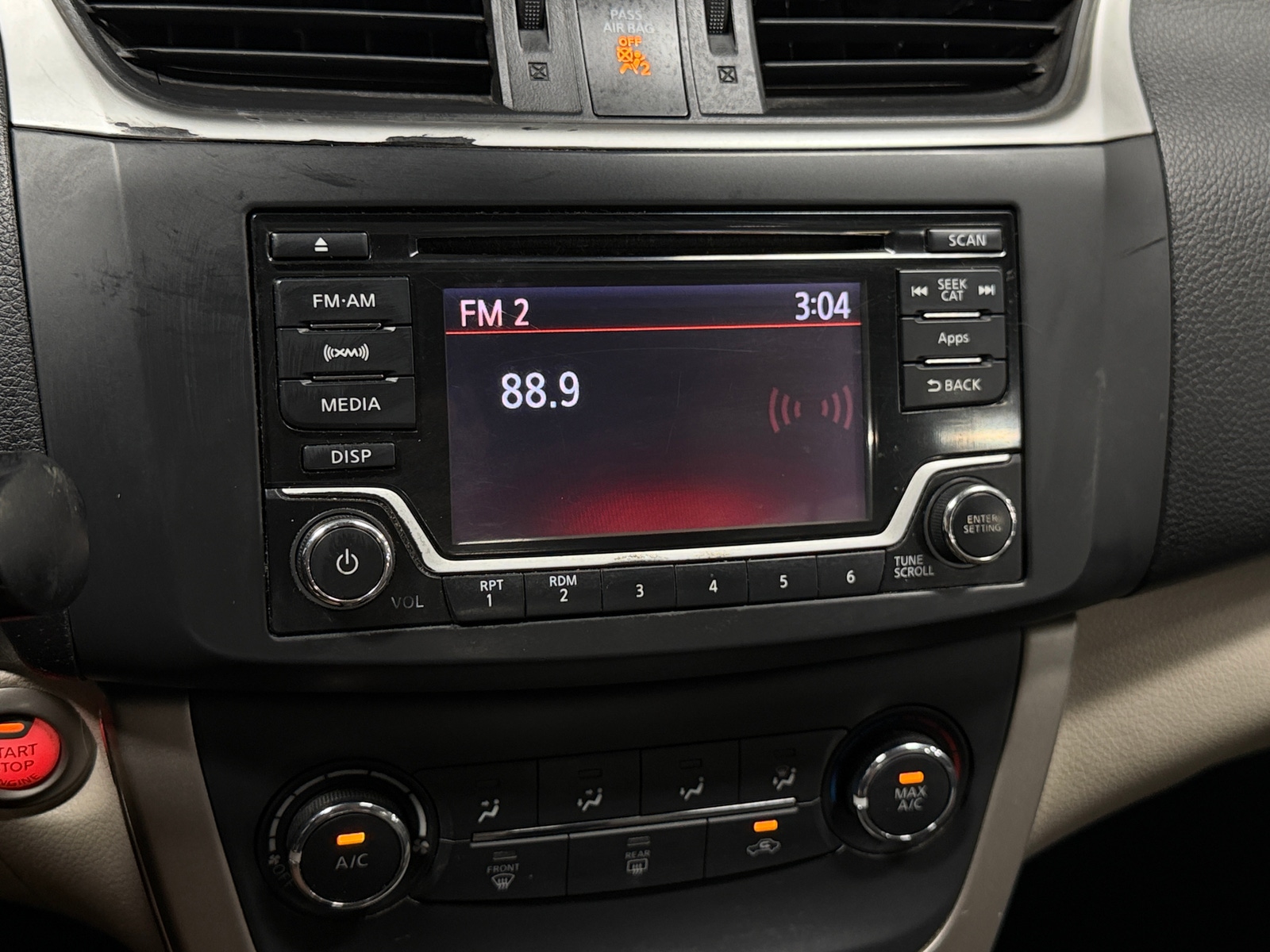 Thumbnail: 2015 Nissan Sentra - 4