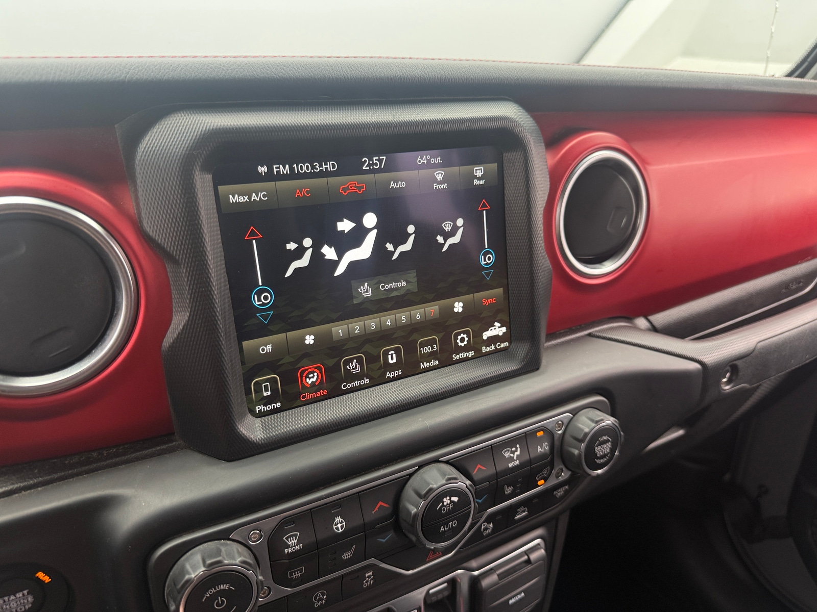 Thumbnail: 2021 Jeep Gladiator - 3