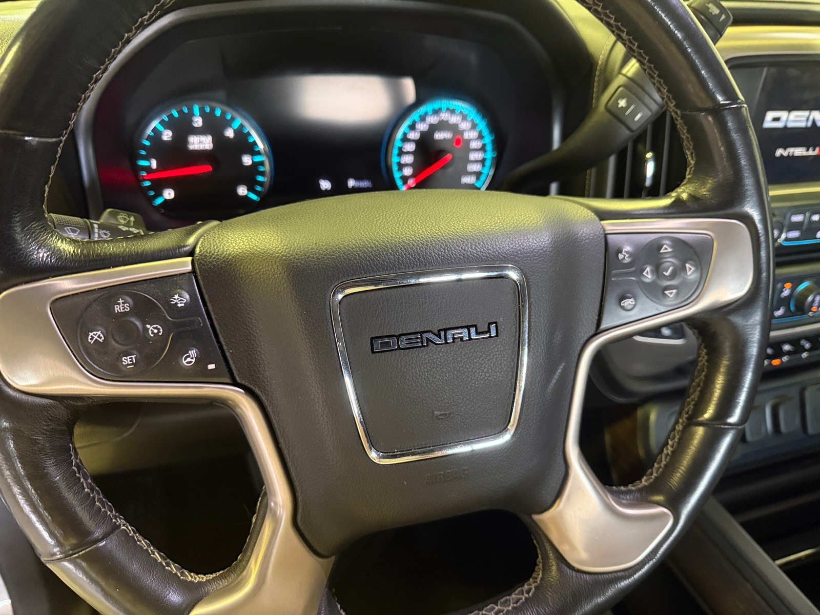 Thumbnail: 2018 GMC Sierra 1500 - 4
