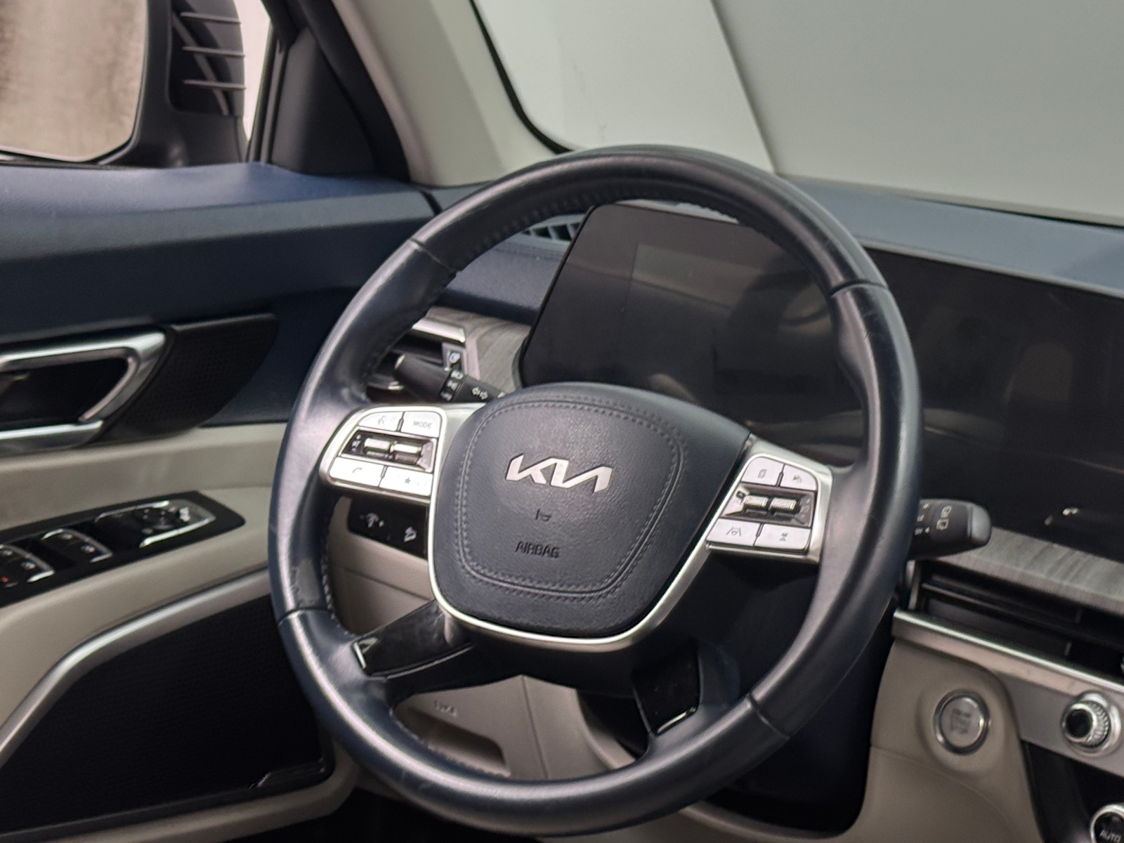 Thumbnail: 2024 Kia Telluride - 4