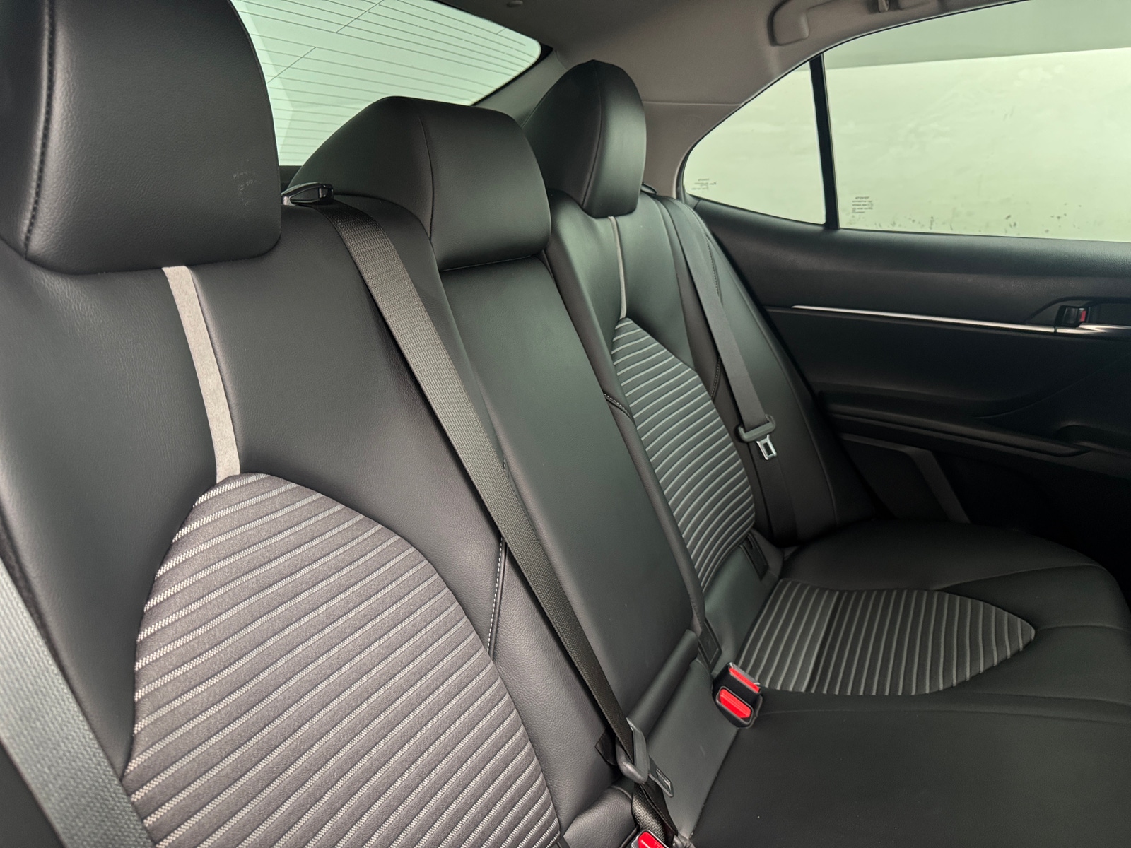 Thumbnail: 2022 Toyota Camry - 6