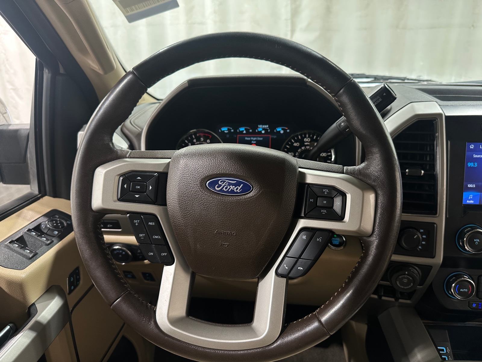 Thumbnail: 2019 Ford Econoline - 4