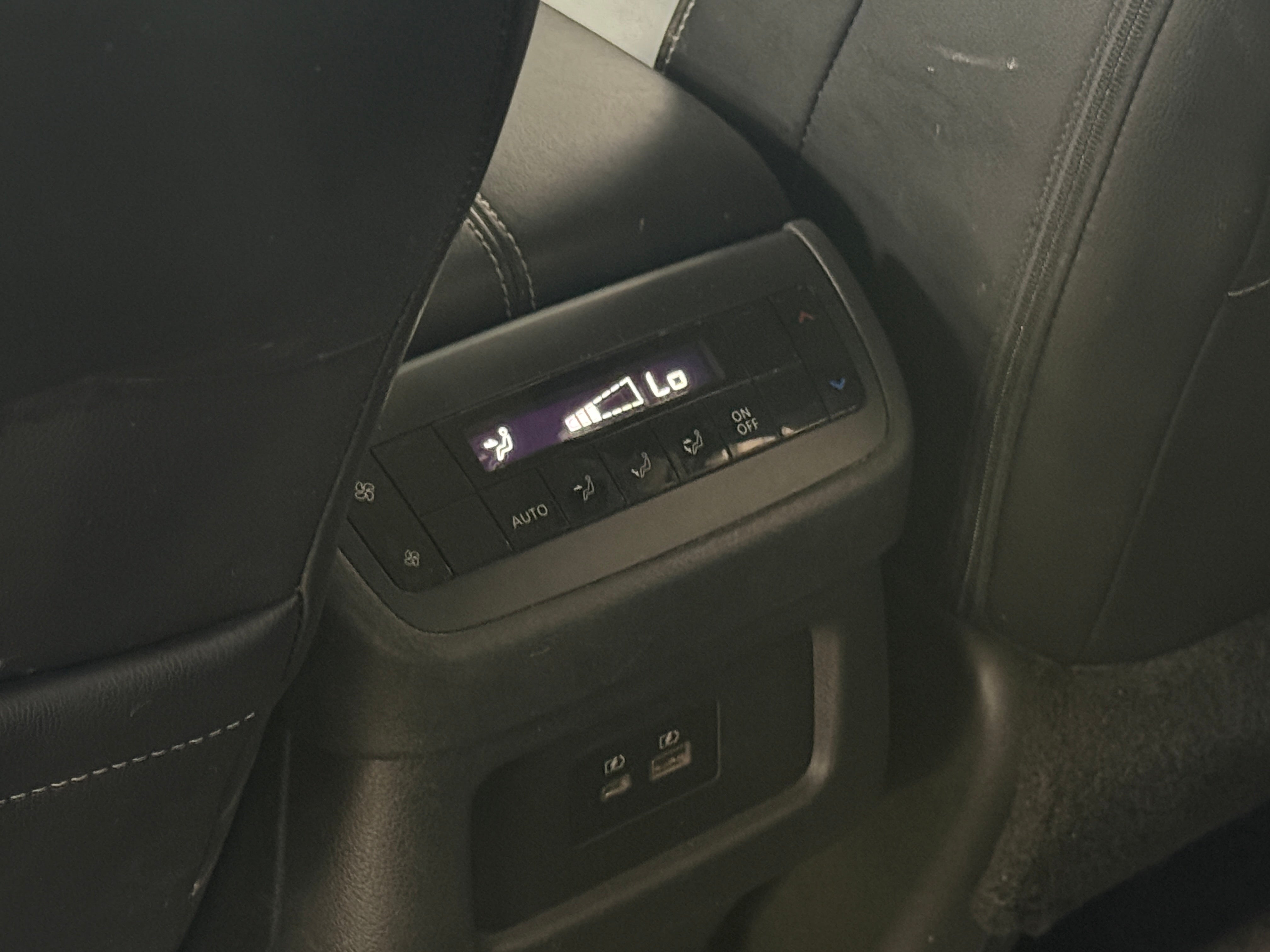 2023 Nissan Pathfinder SL - Photo 9