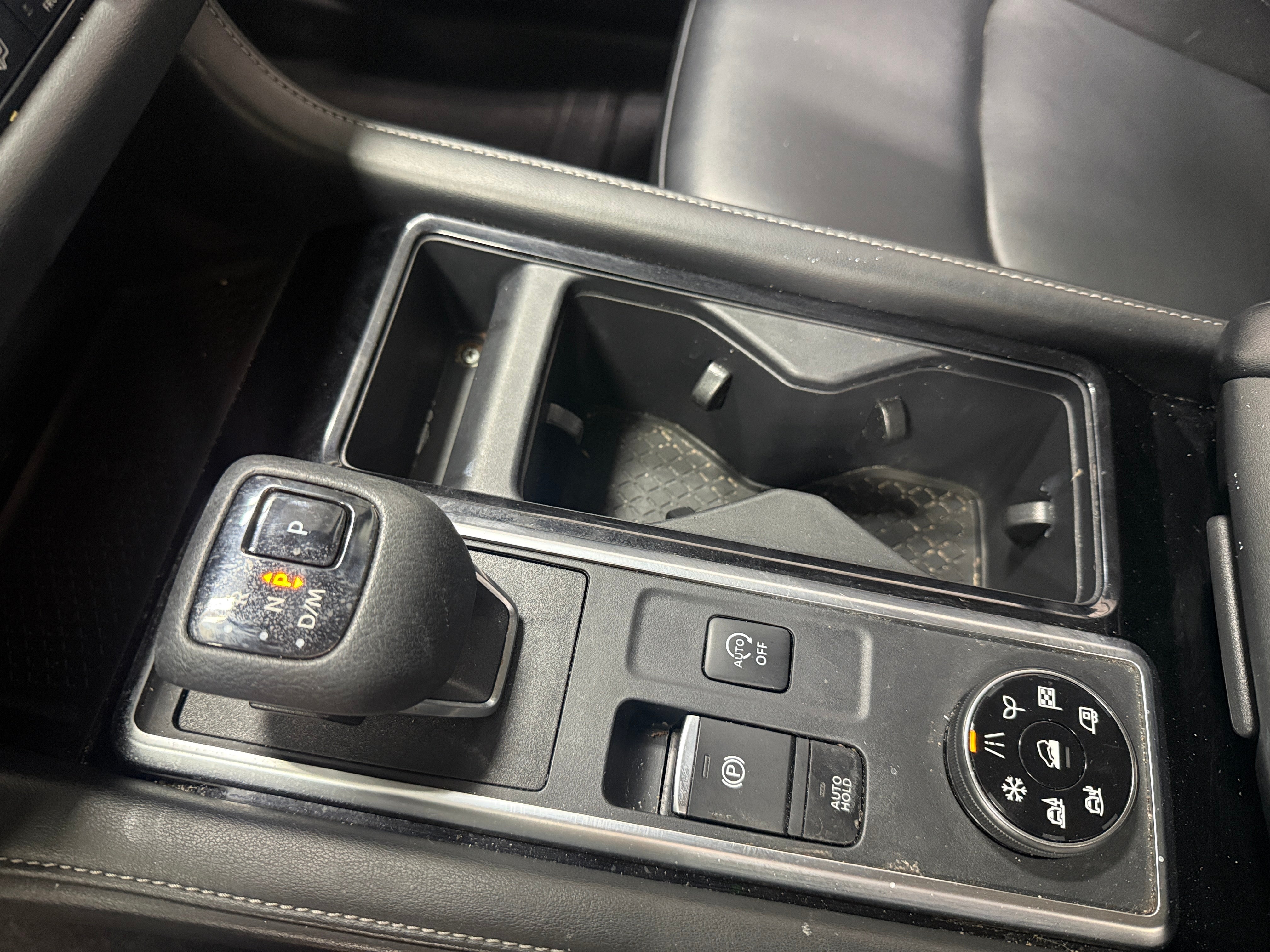 2023 Nissan Pathfinder SL - Photo 7