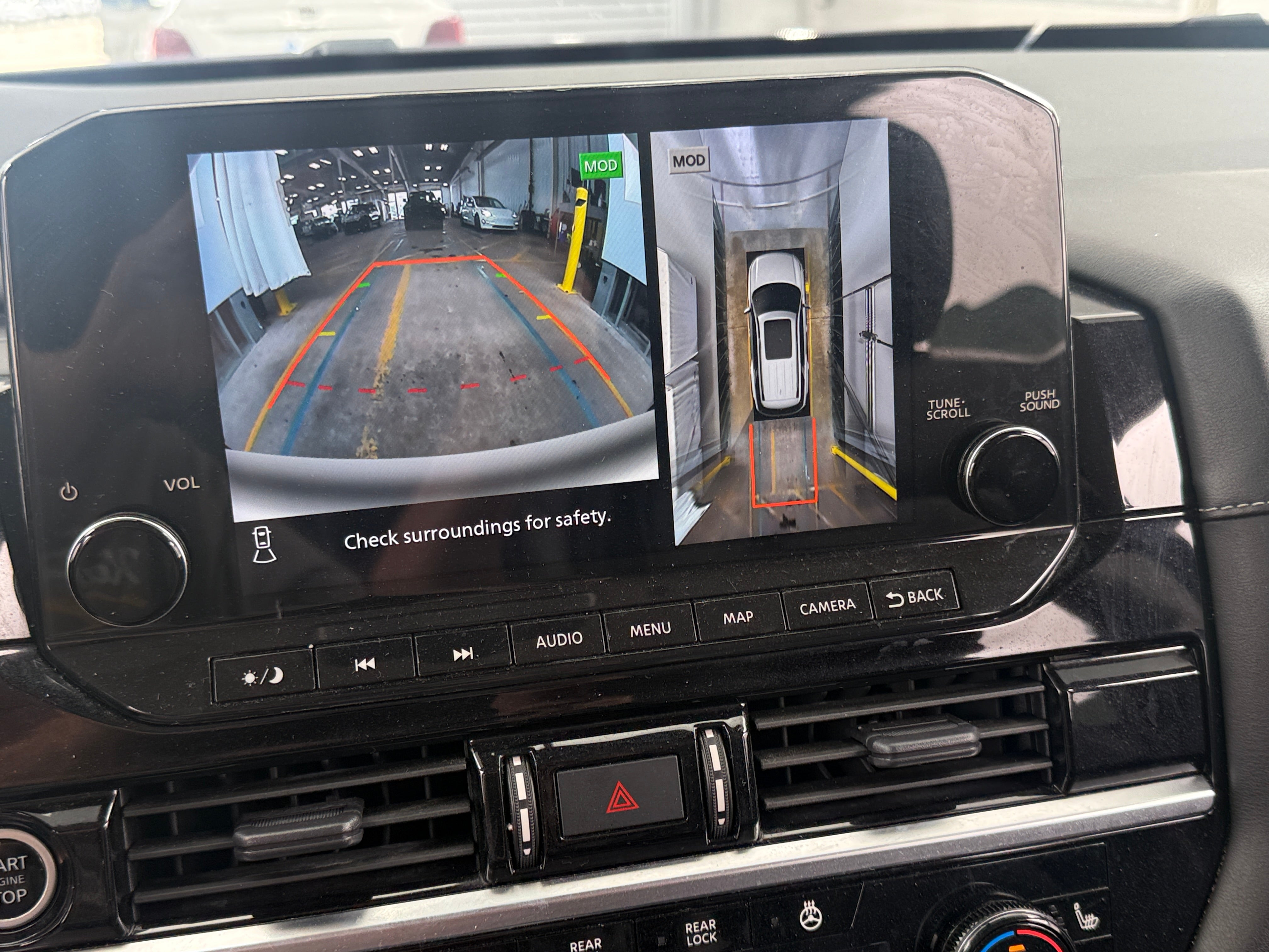 2023 Nissan Pathfinder SL - Photo 18