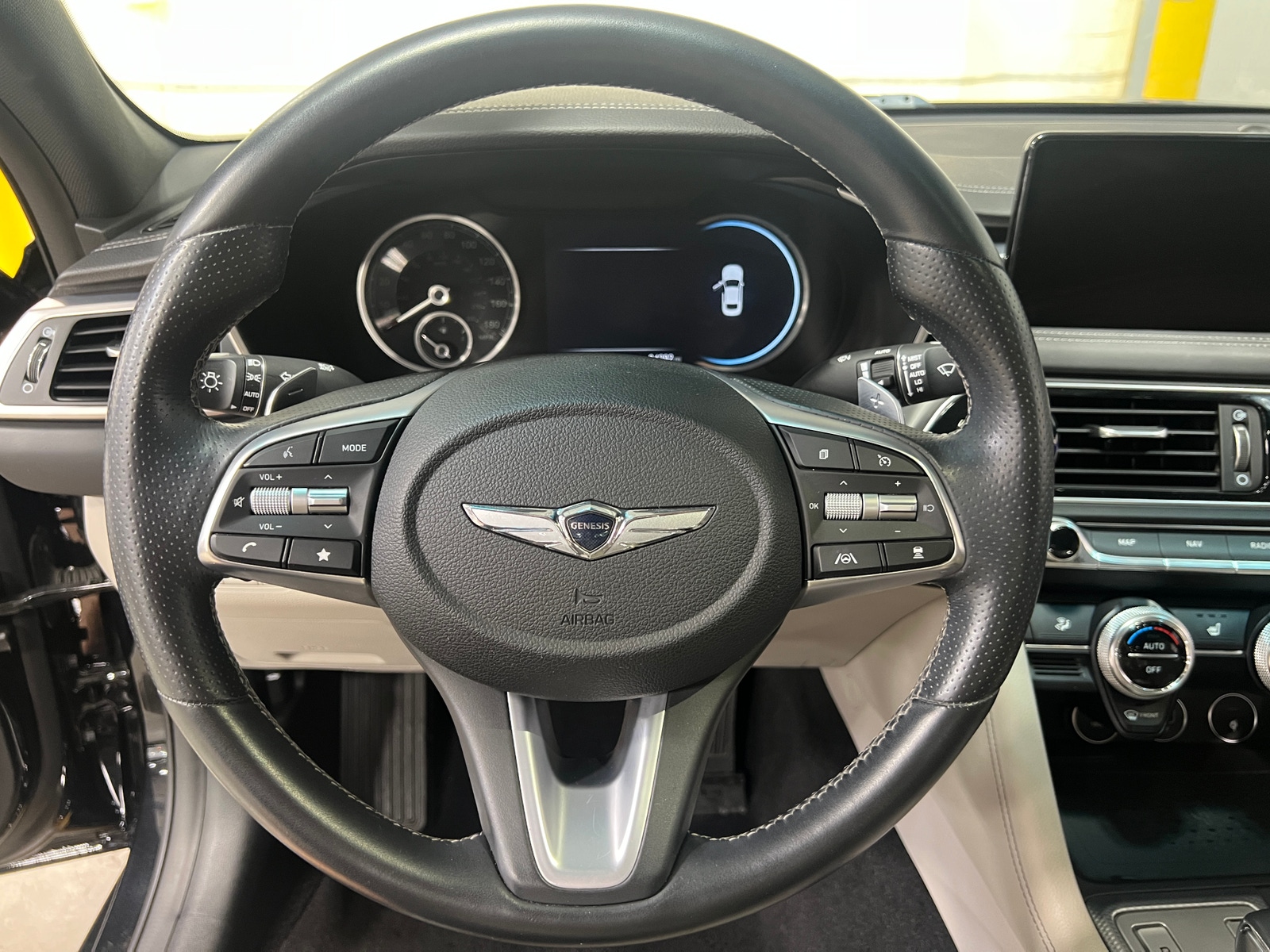 Thumbnail: 2022 Genesis G70 - 4