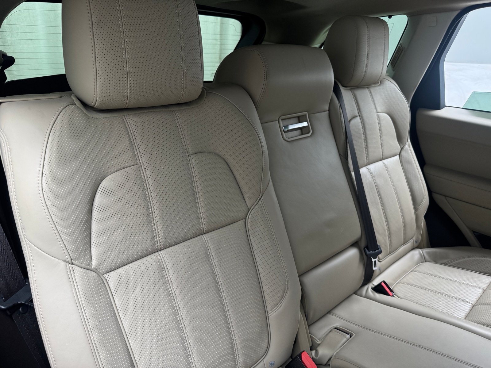 Thumbnail: 2016 Land Rover Range Rover Sport - 5