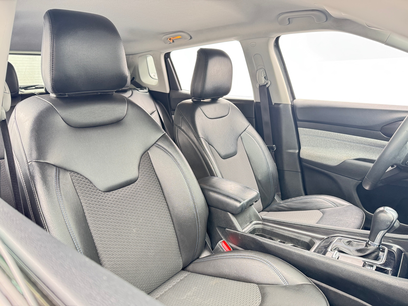 Thumbnail: 2022 Jeep Compass - 2