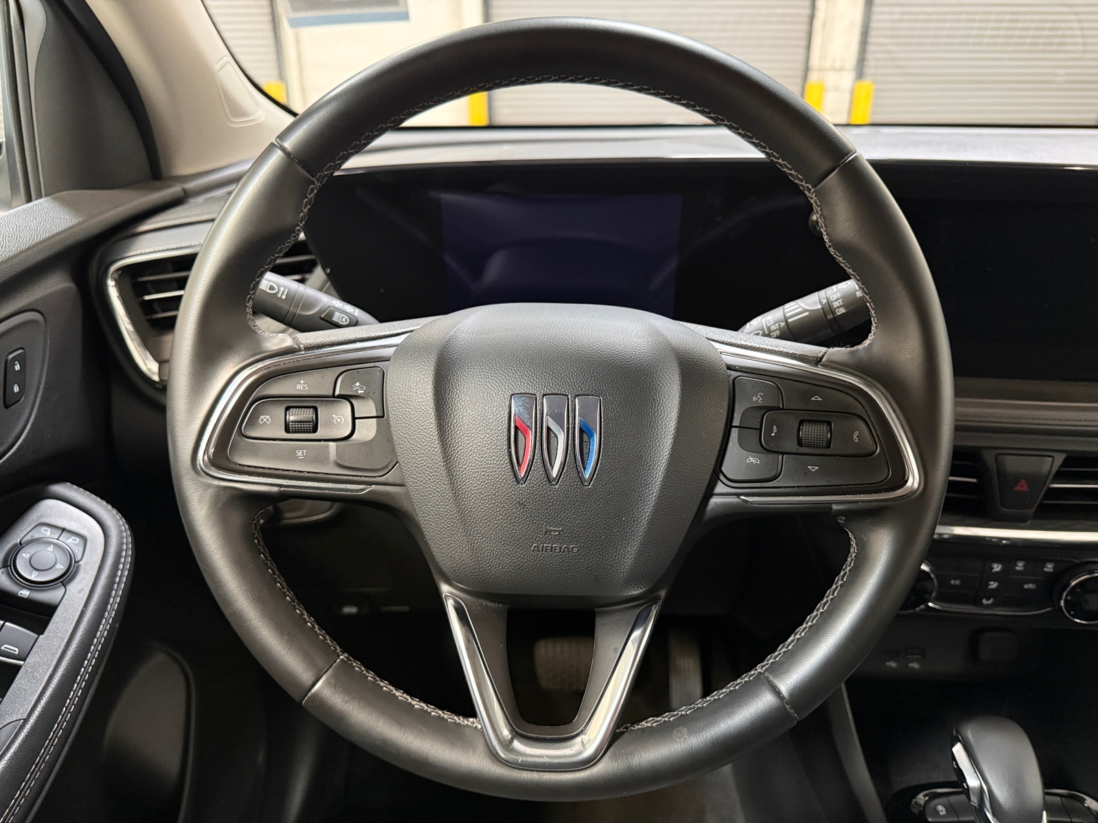 Thumbnail: 2025 Buick Encore GX - 5