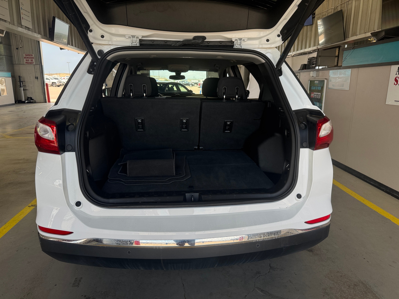 Thumbnail: 2019 Chevrolet Equinox - 7