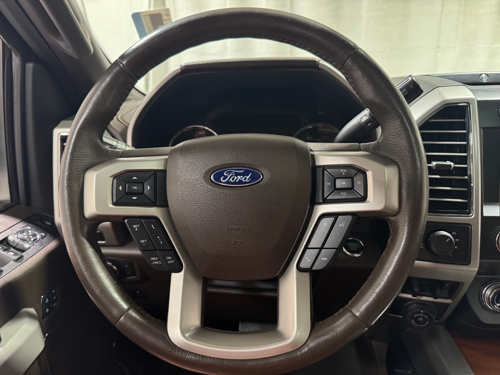 Thumbnail: 2020 Ford Econoline - 5
