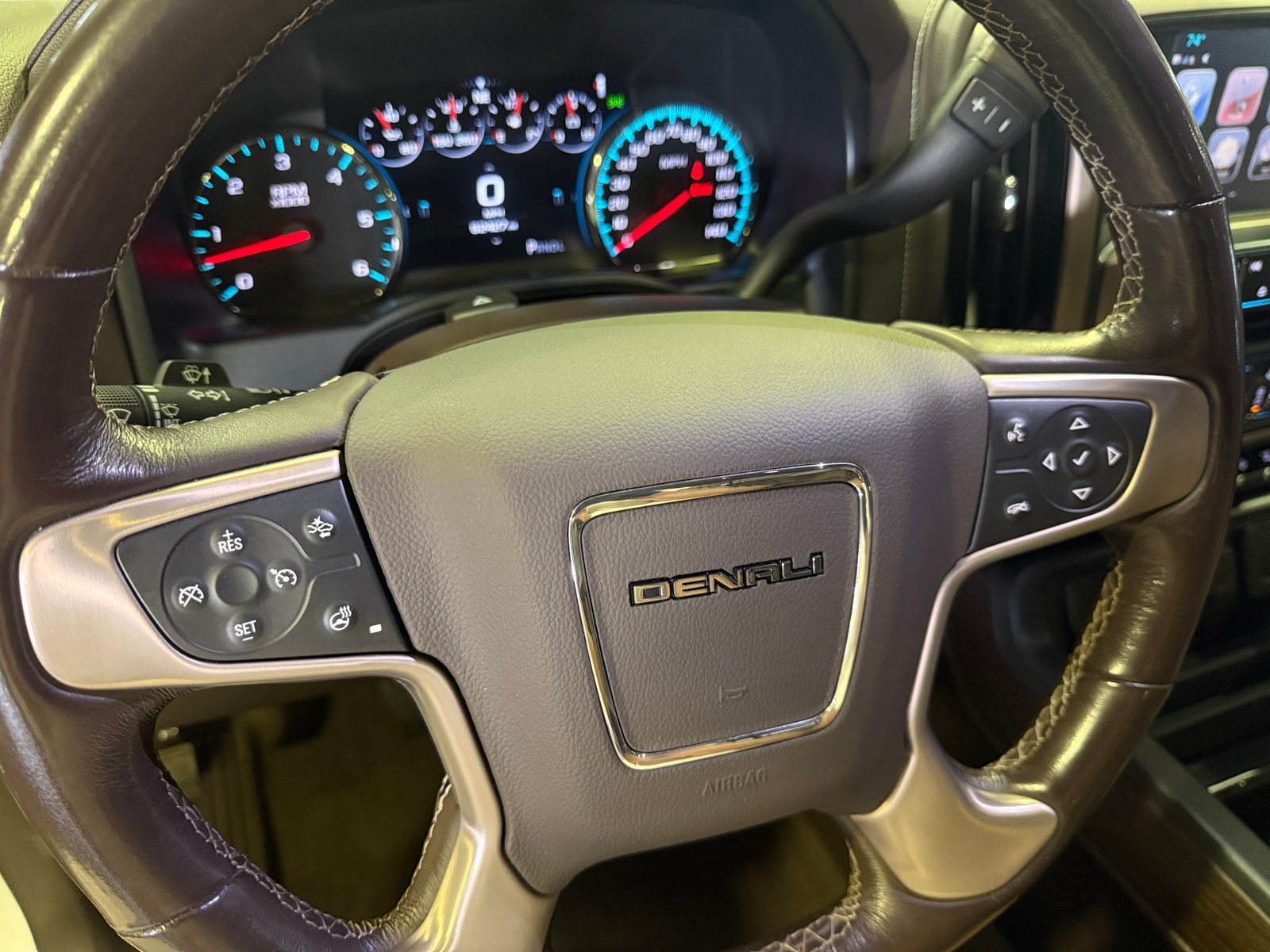 Thumbnail: 2018 GMC Sierra 1500 - 4