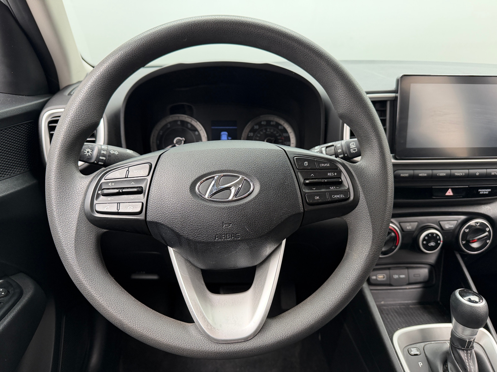Thumbnail: 2022 Hyundai Venue - 5