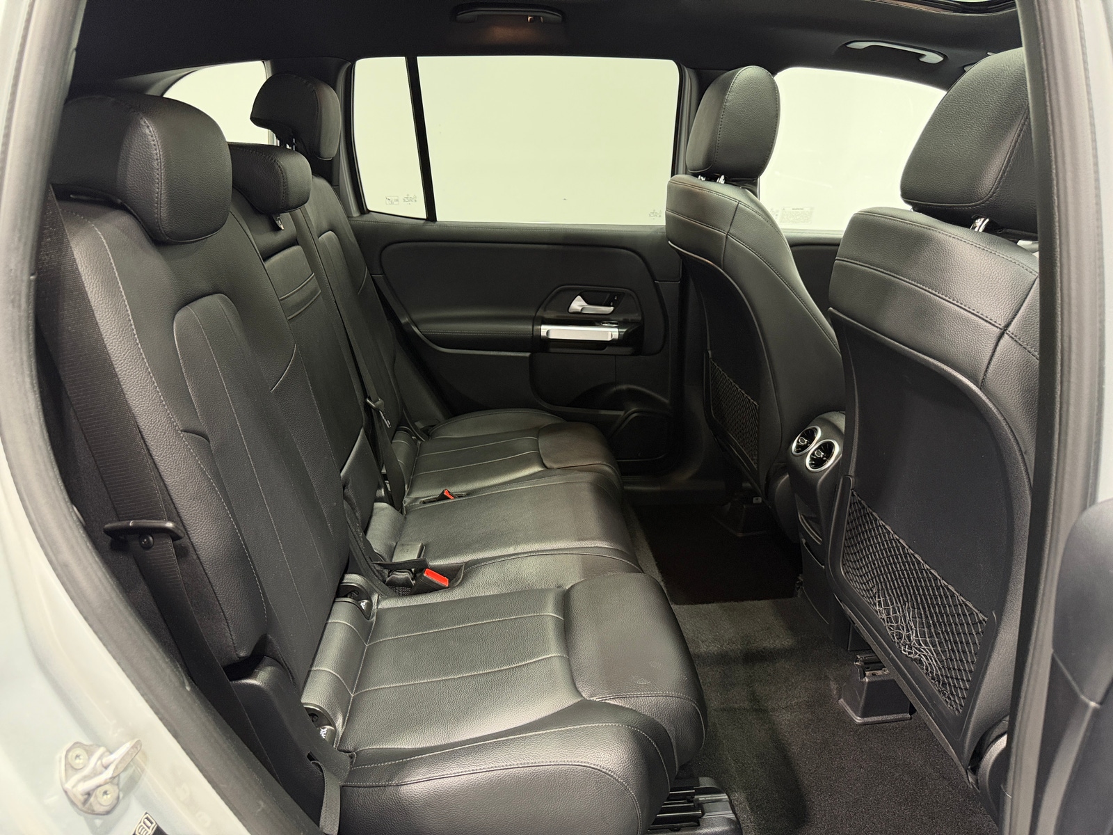 Thumbnail: 2021 Mercedes-Benz GLB - 5