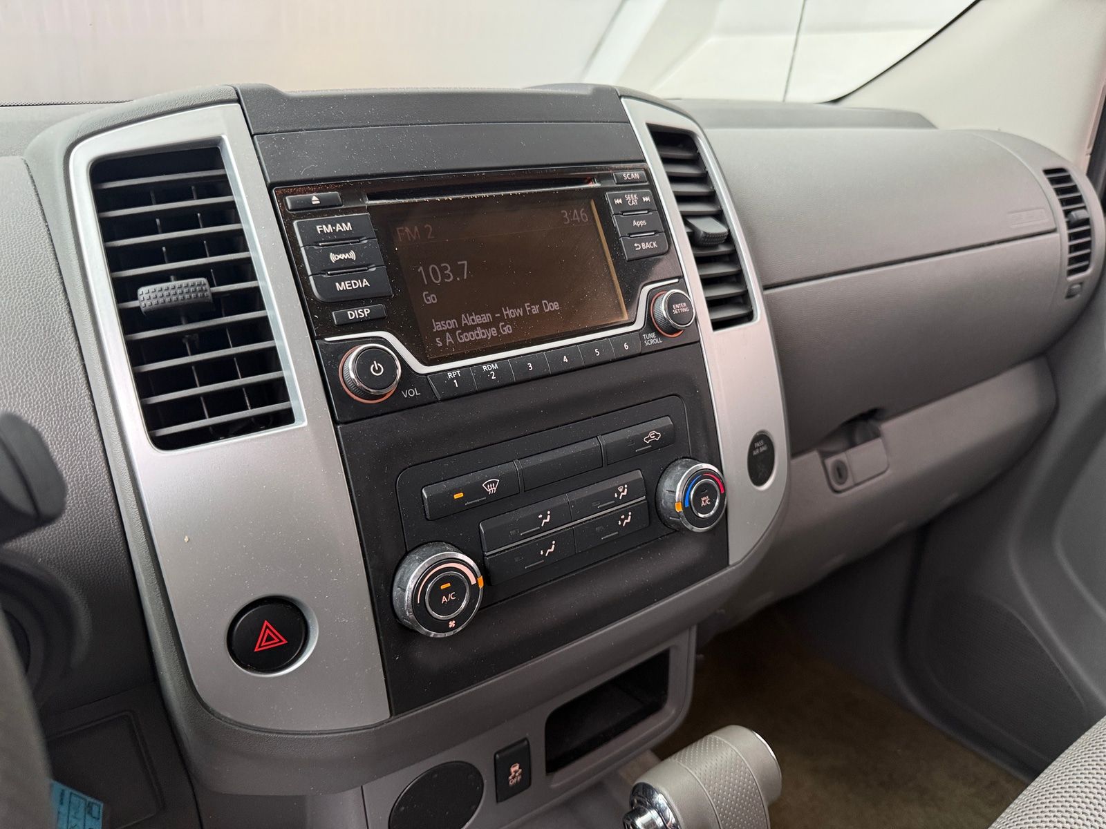 Thumbnail: 2015 Nissan Frontier - 4