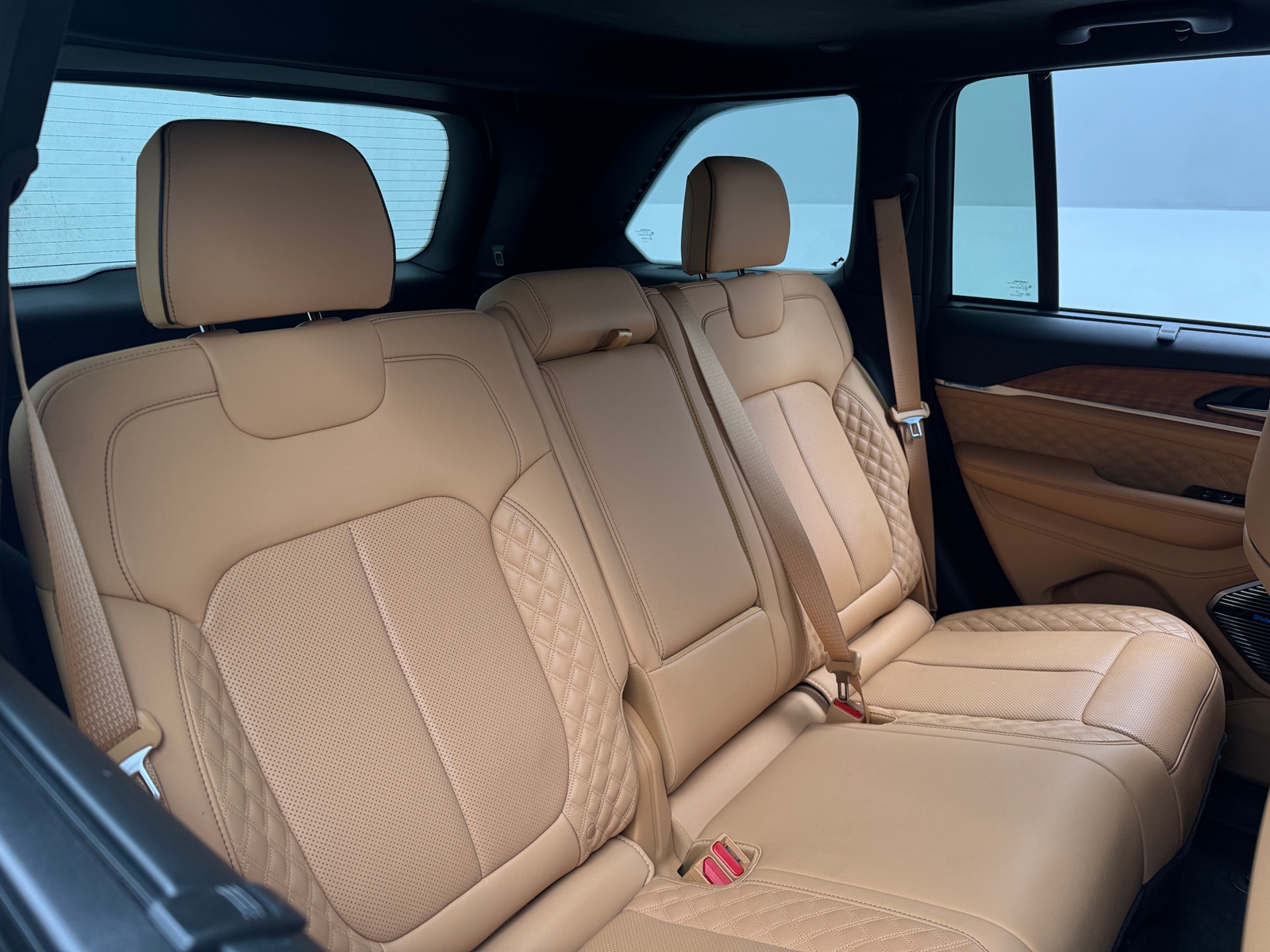 Thumbnail: 2024 Jeep Grand Cherokee - 5