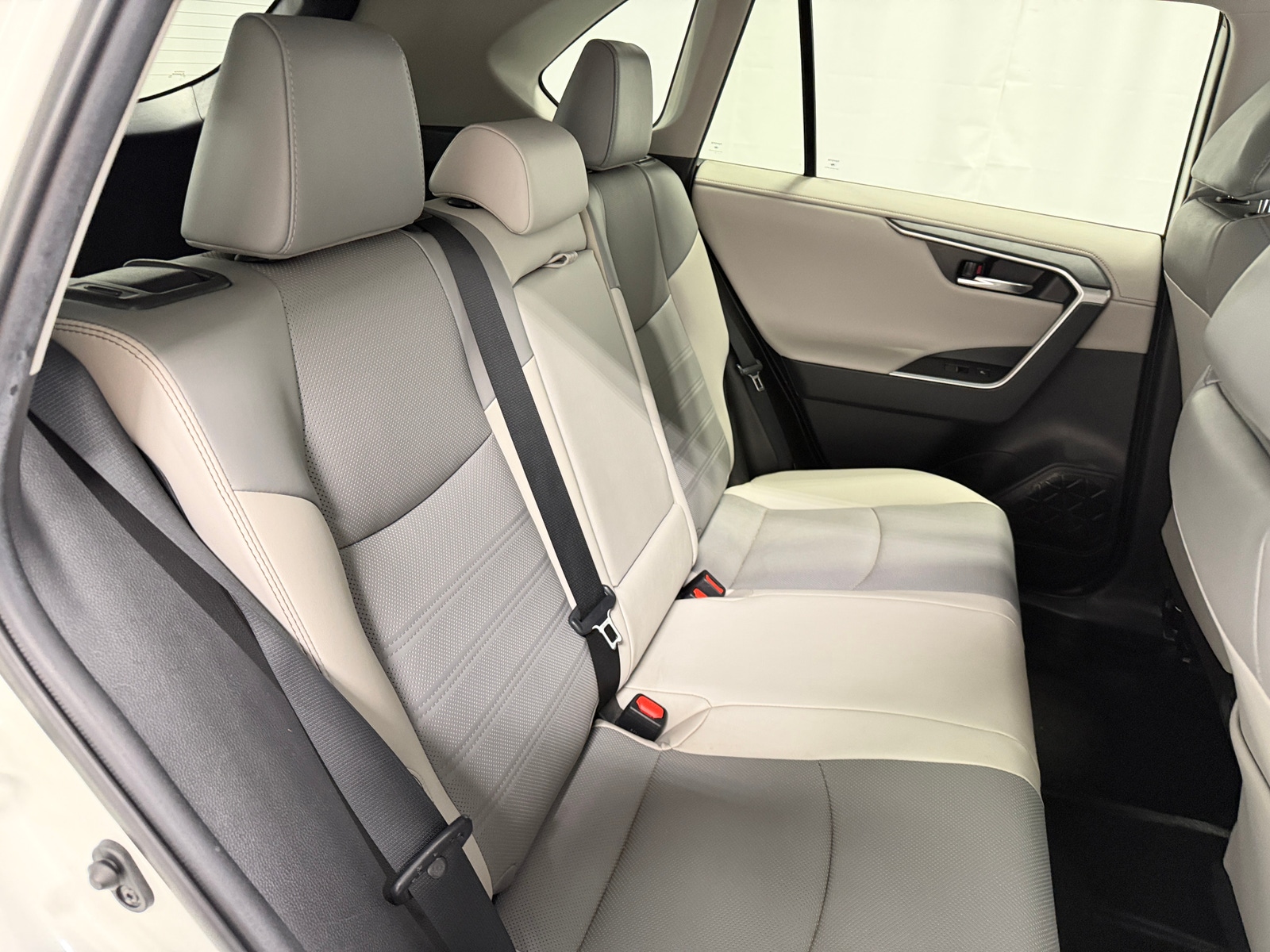 Thumbnail: 2021 Toyota RAV4 - 5