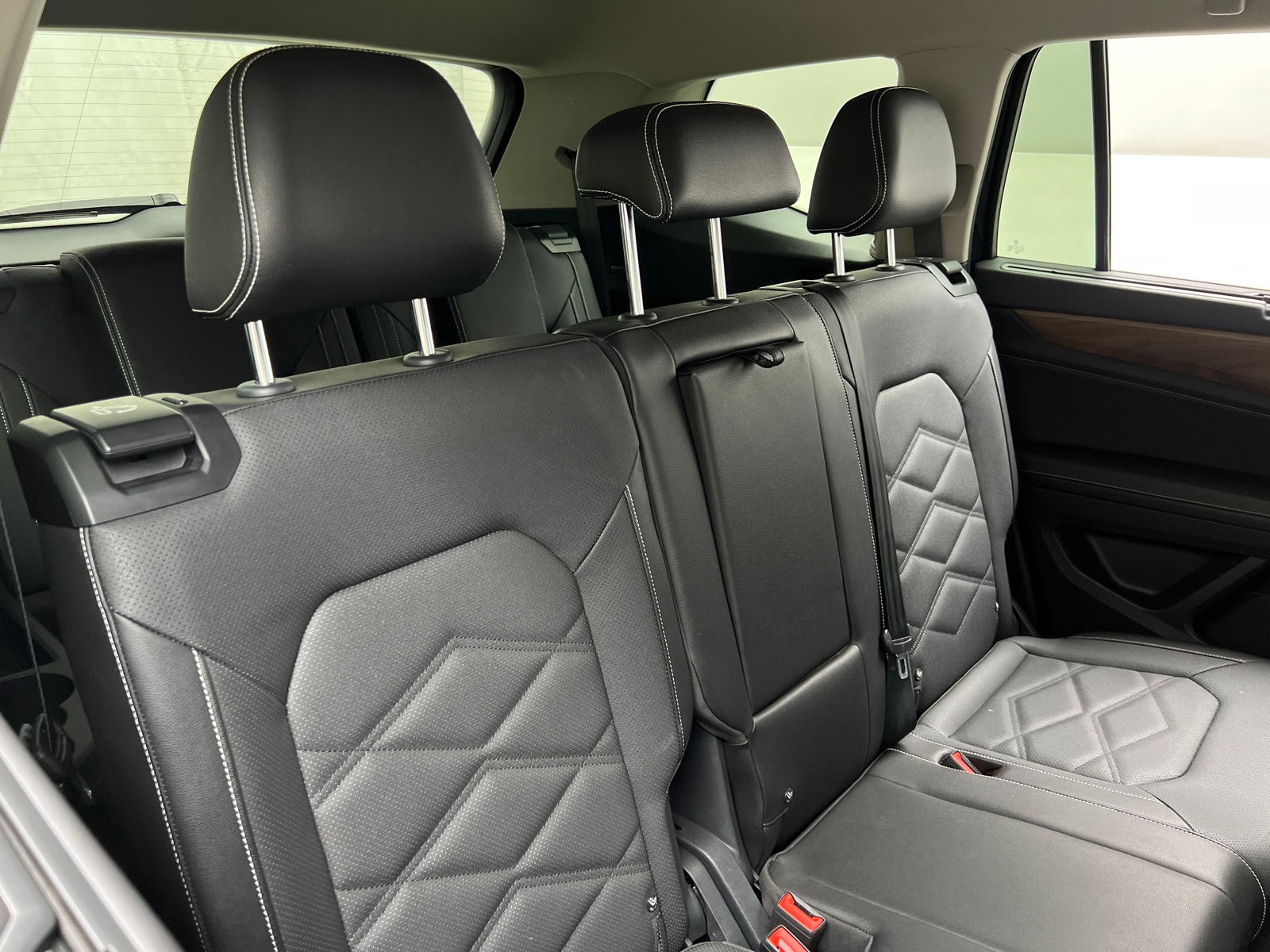 Thumbnail: 2026 Volkswagen Atlas - 5