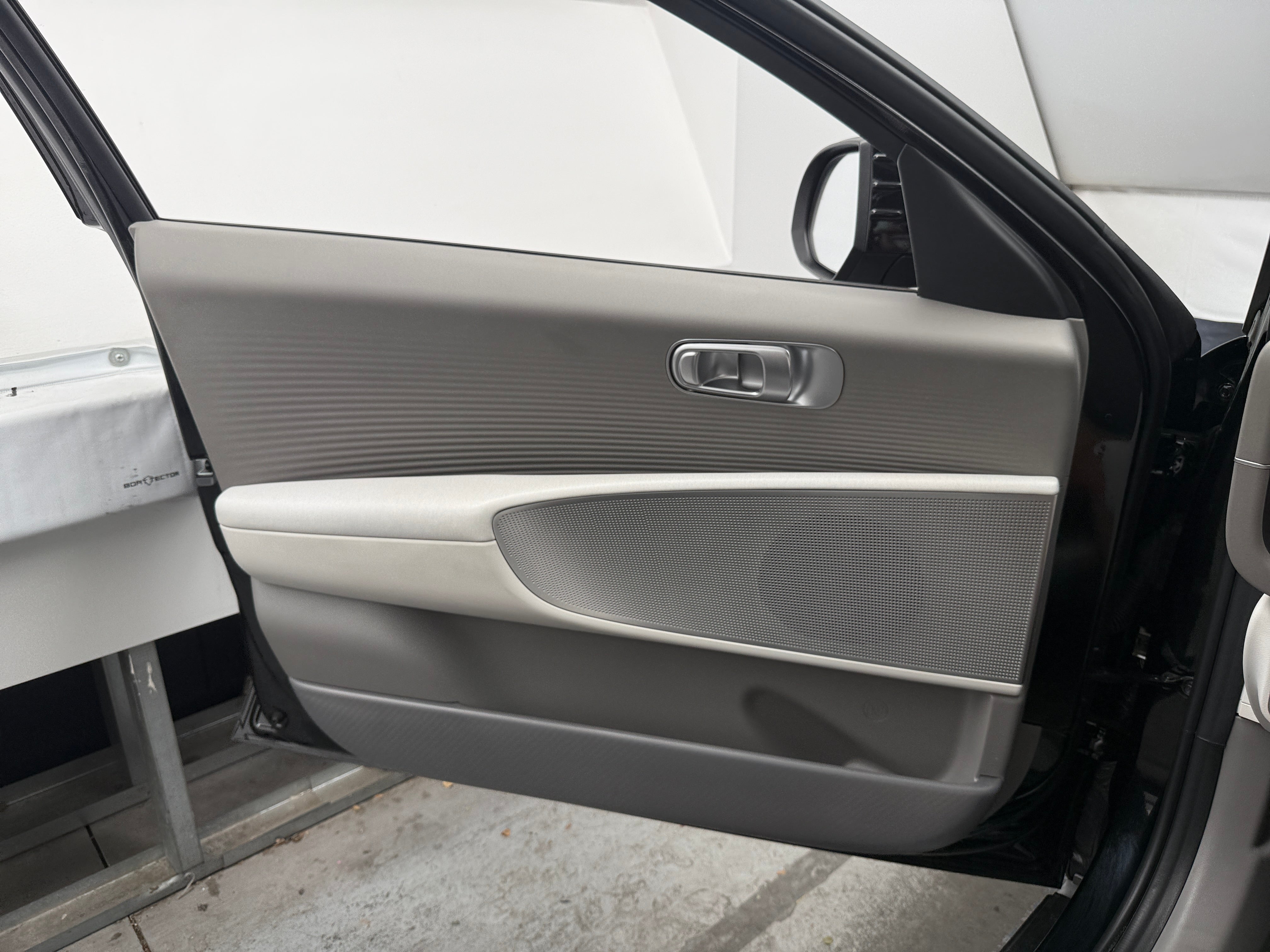 Used 2024 Hyundai IONIQ 6 SEL with VIN KMHM34AA1RA078684 for sale in Oak Creek, WI