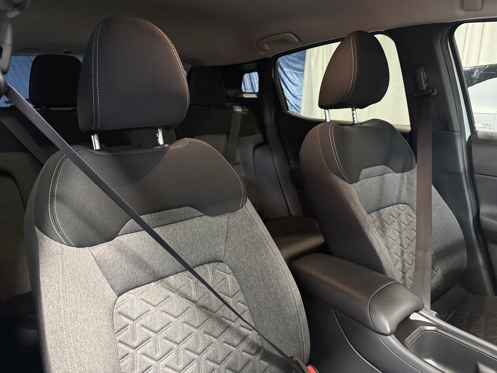 Thumbnail: 2026 Nissan Kicks - 2