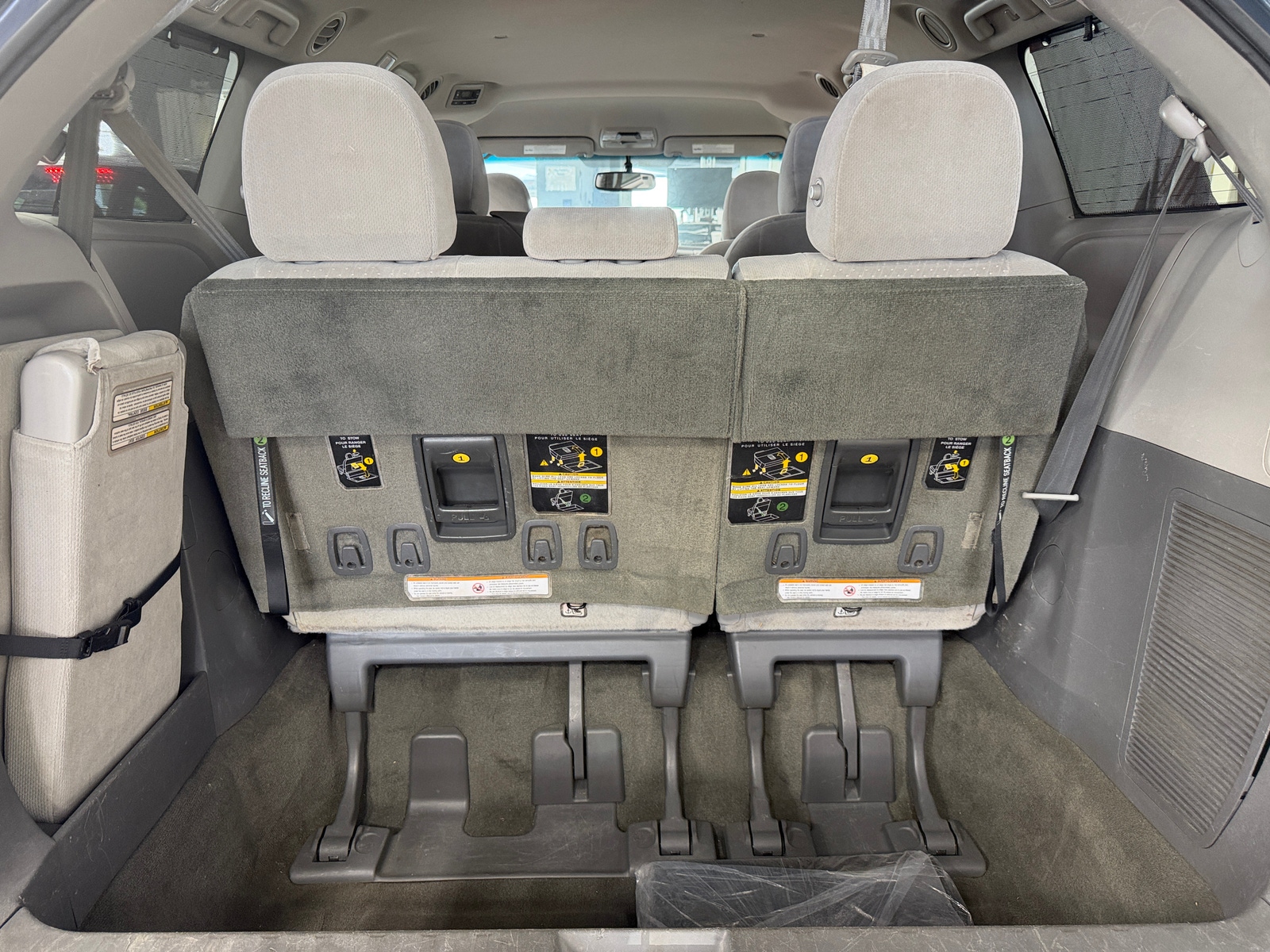 Thumbnail: 2017 Toyota Sienna - 7