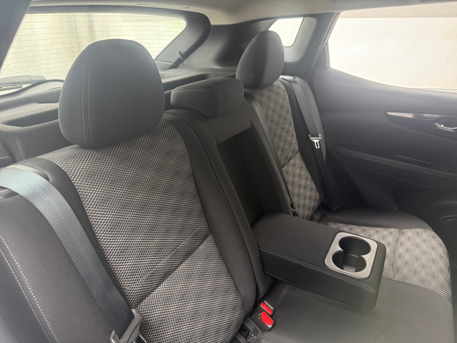 Thumbnail: 2019 Nissan Rogue Sport - 6