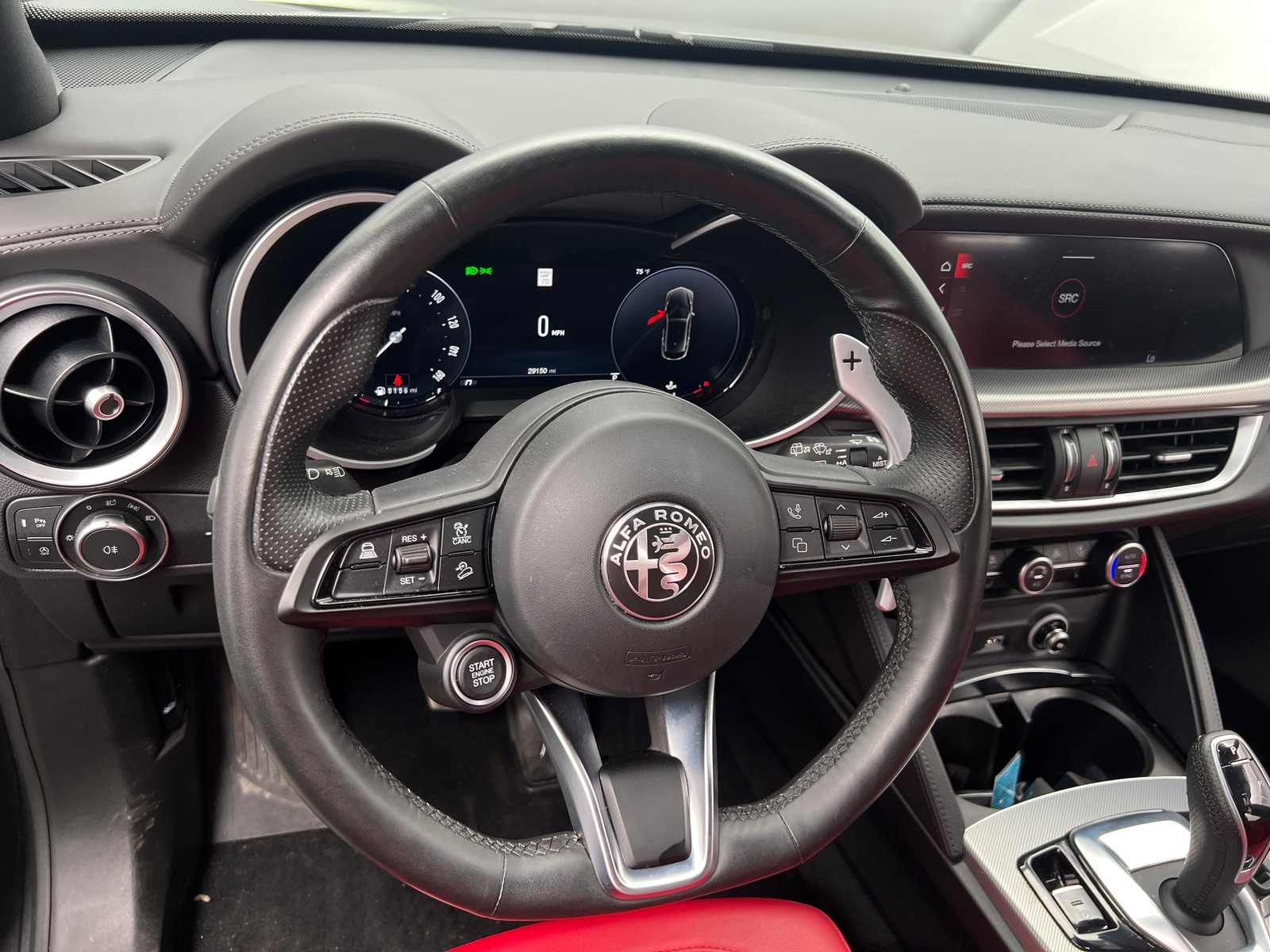 Thumbnail: 2024 Alfa Romeo Stelvio - 4
