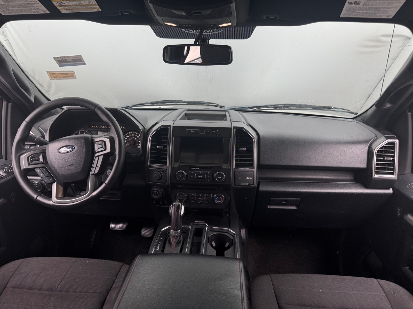 Thumbnail: 2018 Ford Econoline - 3