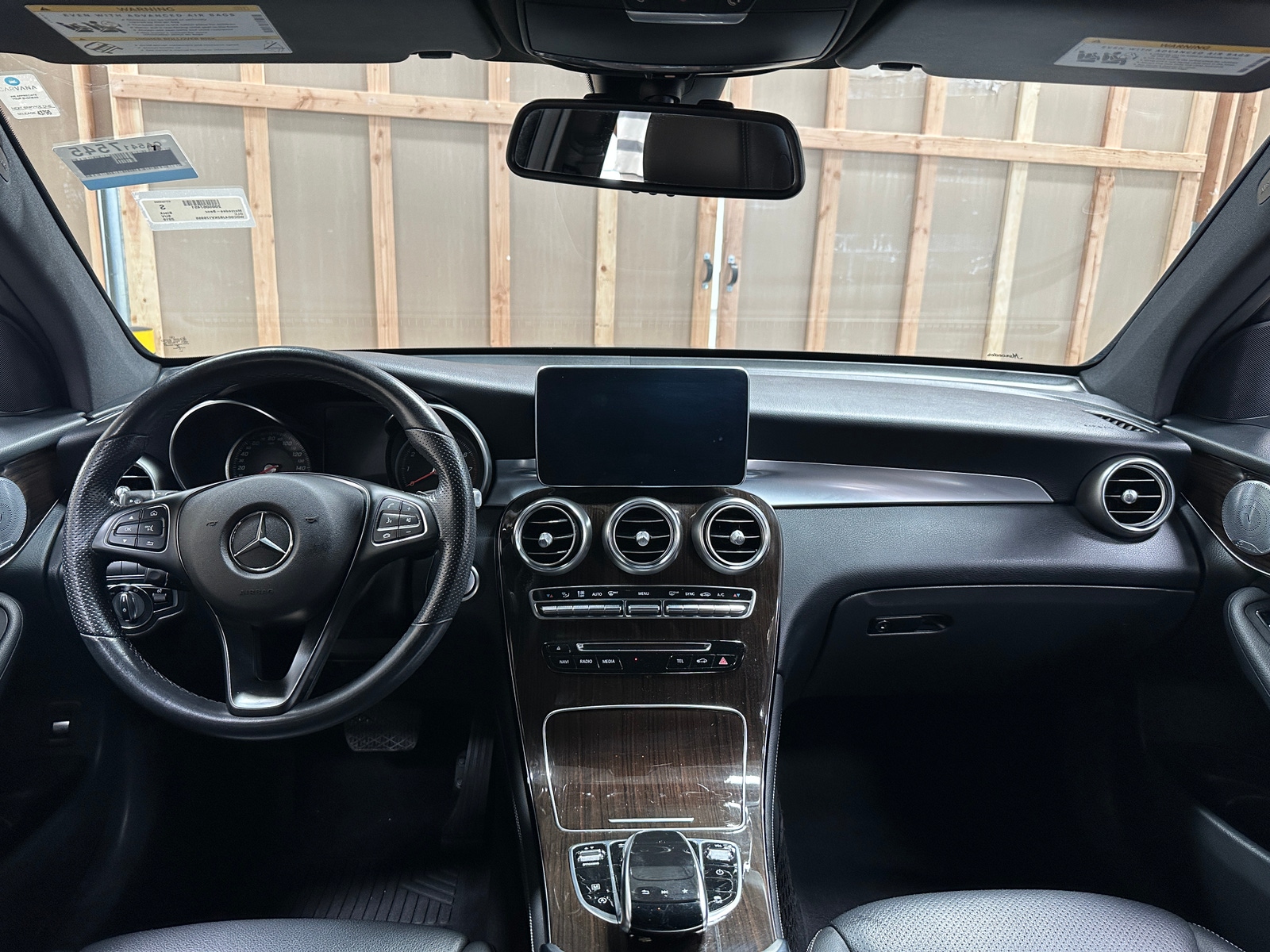 Thumbnail: 2019 Mercedes-Benz GLC - 2