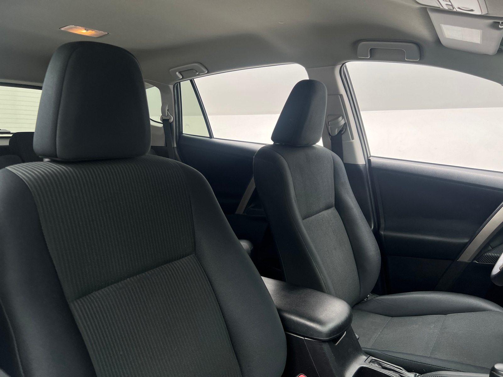 Thumbnail: 2015 Toyota RAV4 - 2