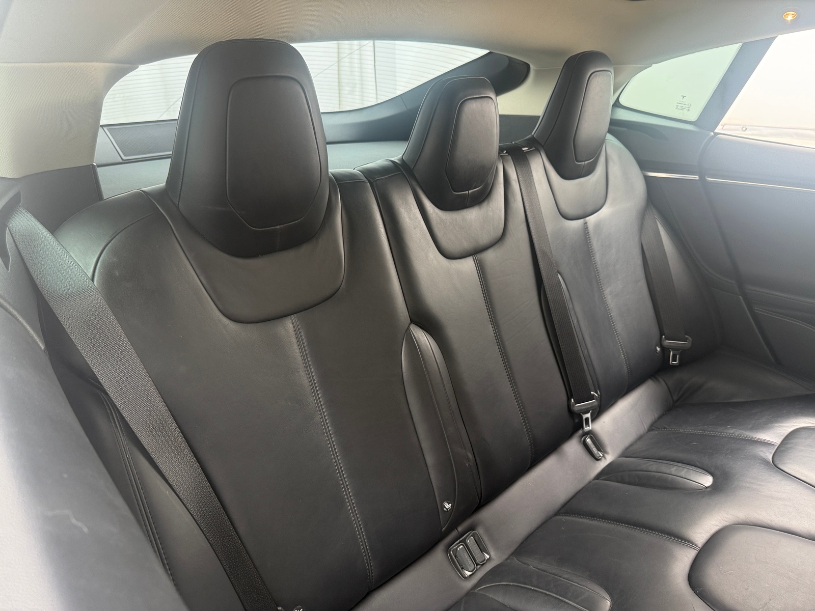 Thumbnail: 2015 Tesla Model S - 5