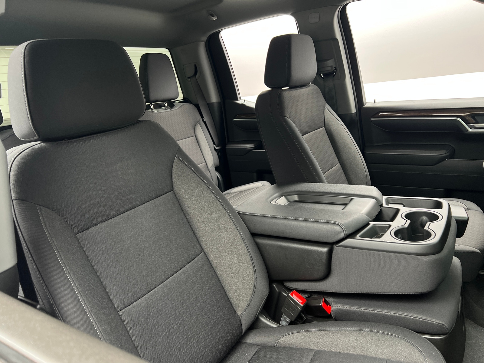 Thumbnail: 2025 Chevrolet Silverado 1500 - 2