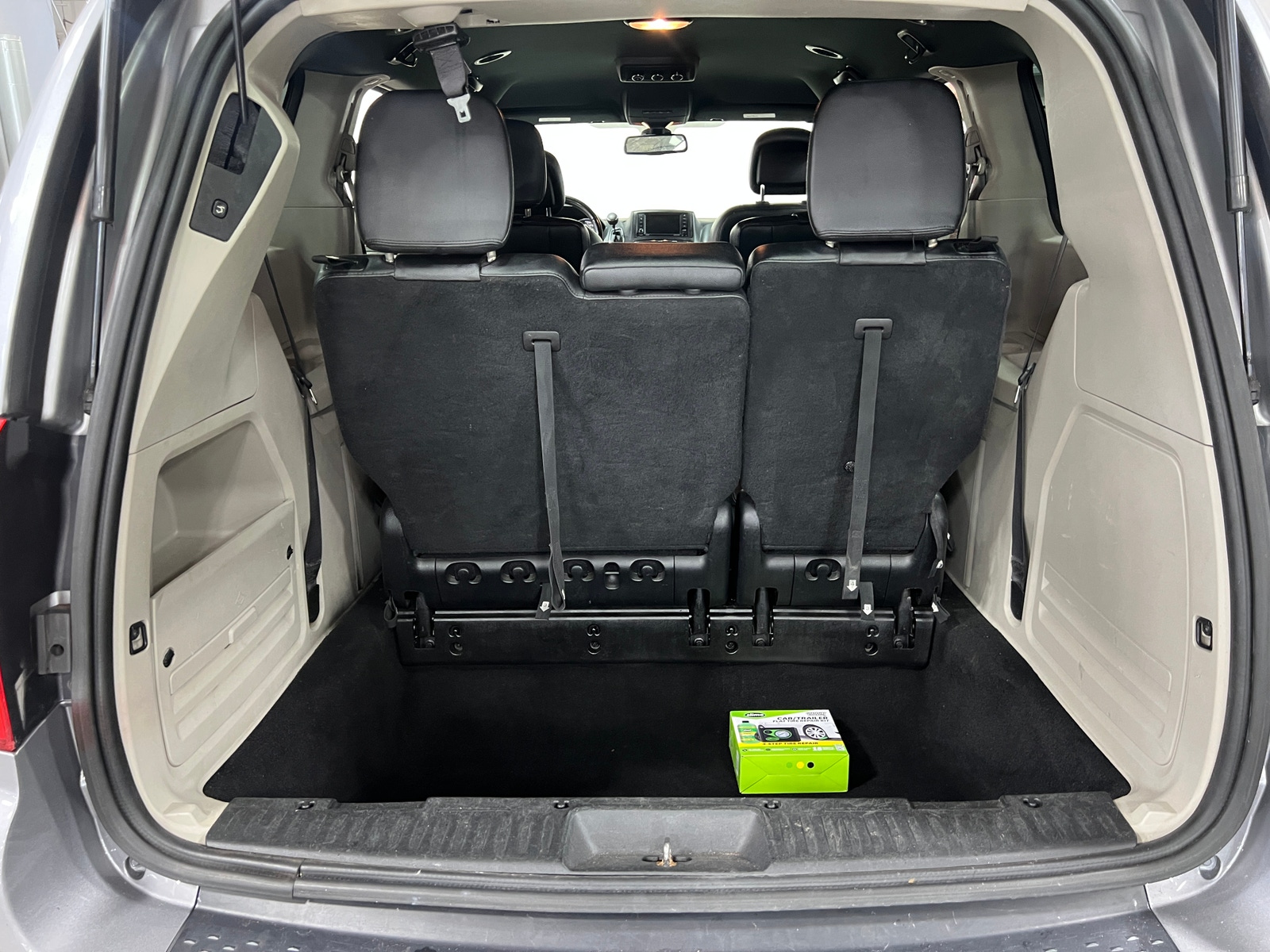 Thumbnail: 2019 Dodge Grand Caravan - 6
