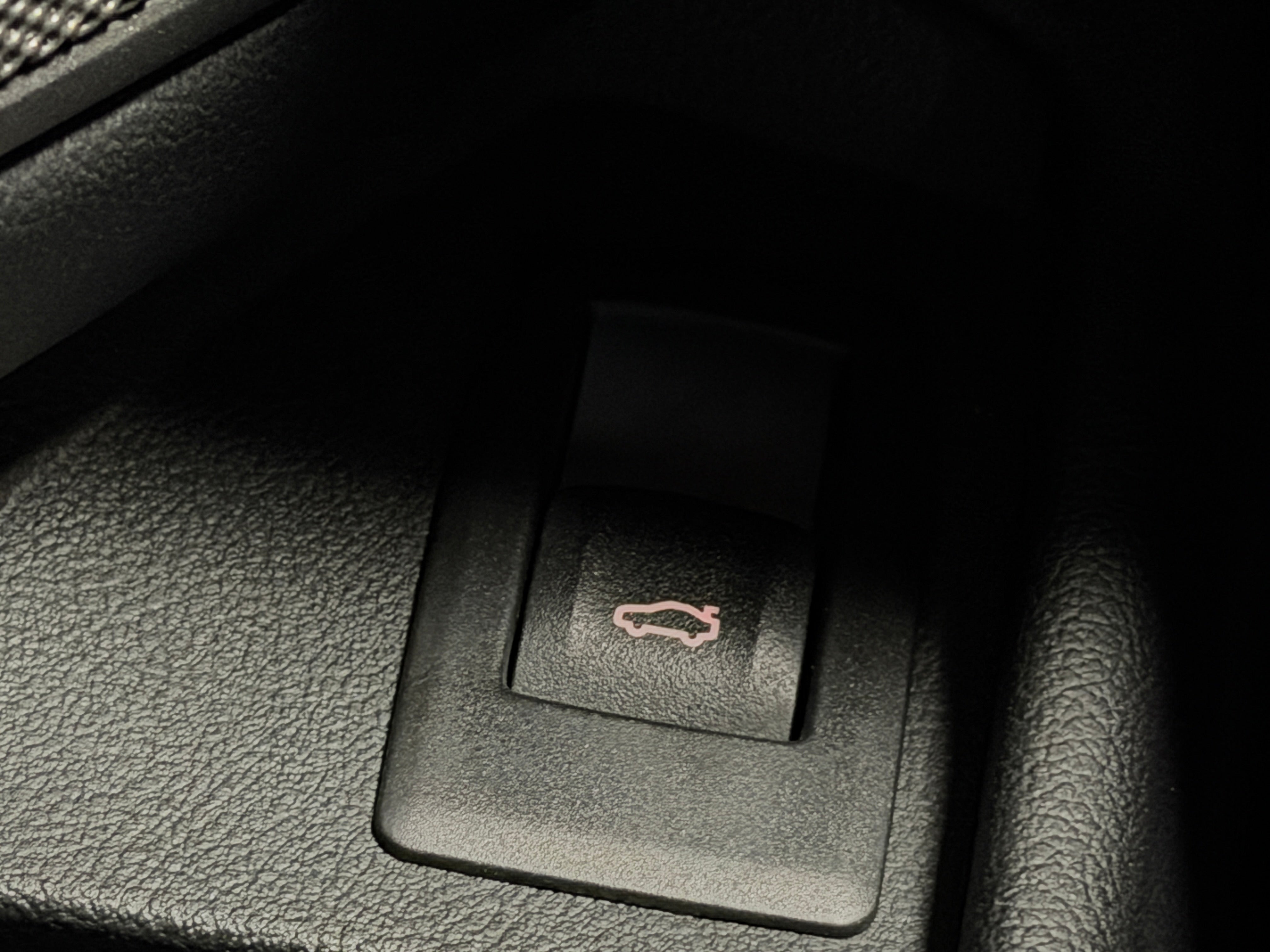 2023 BMW M3 Sedan Base - Photo 18