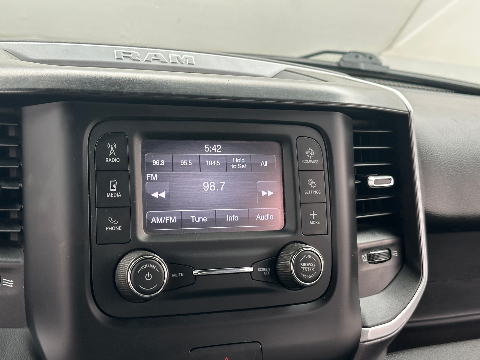 Thumbnail: 2022 RAM 1500 - 4
