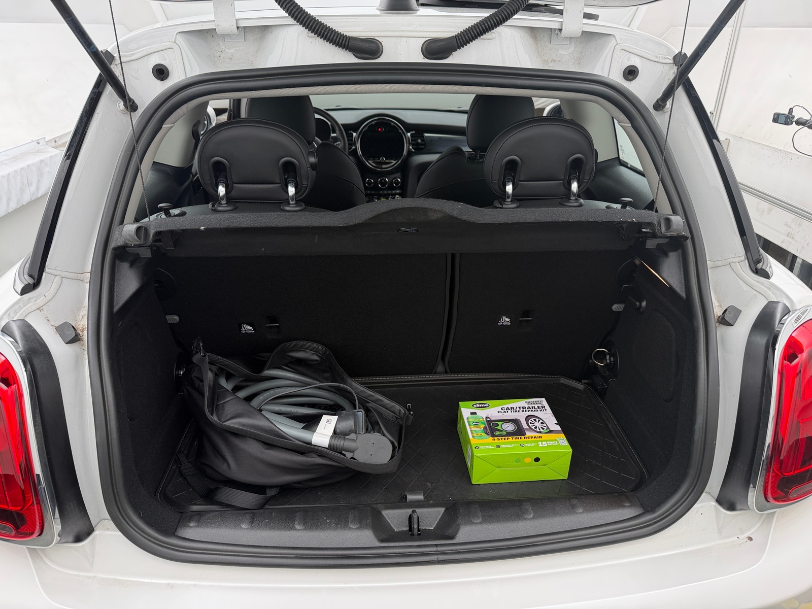 Thumbnail: 2024 MINI Cooper Hardtop - 4