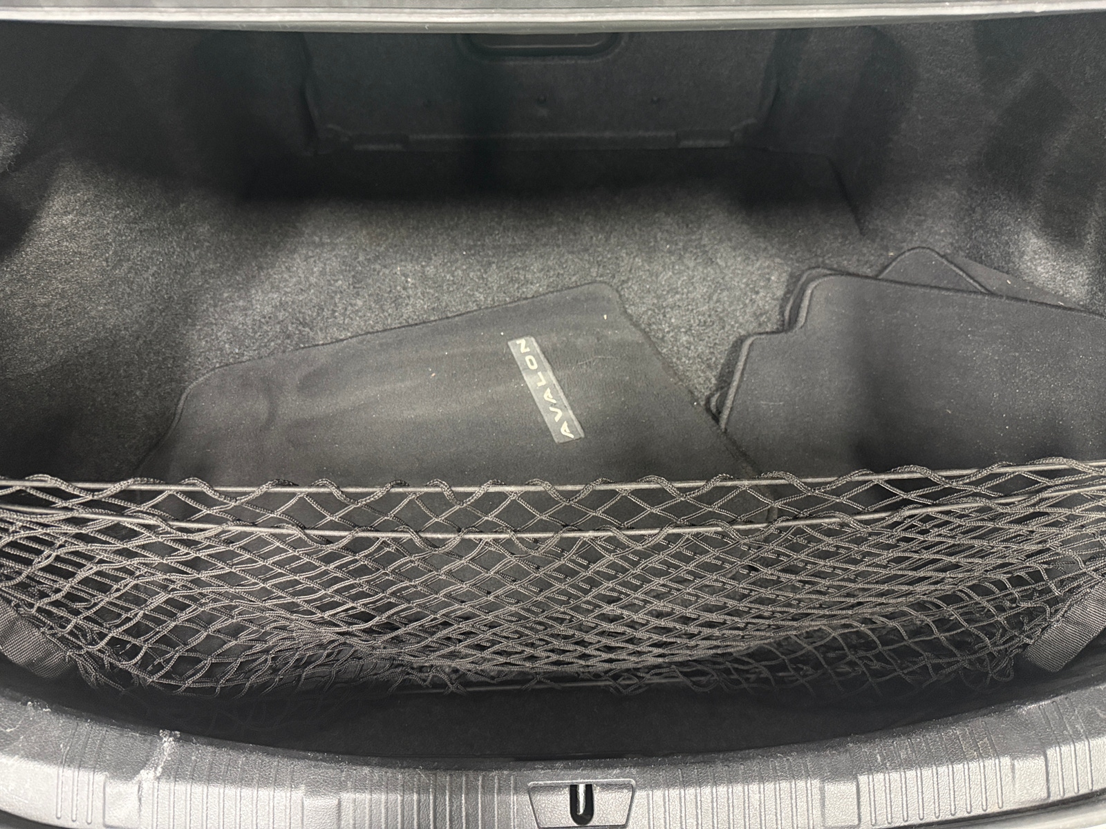 Thumbnail: 2016 Toyota Avalon - 6