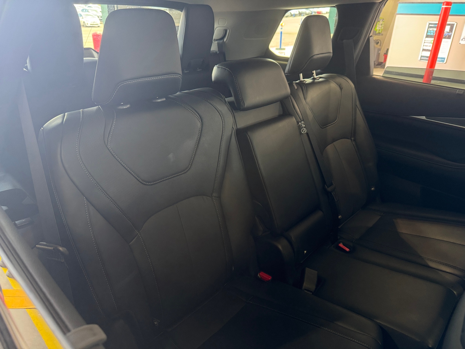 Thumbnail: 2026 INFINITI QX60 - 5