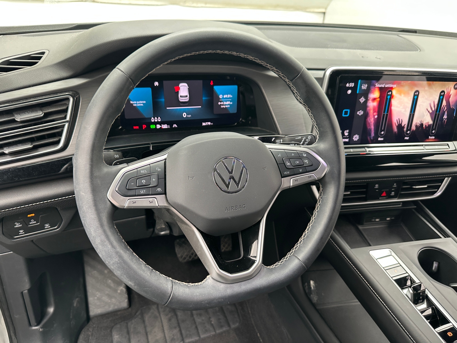 Thumbnail: 2024 Volkswagen Atlas - 4