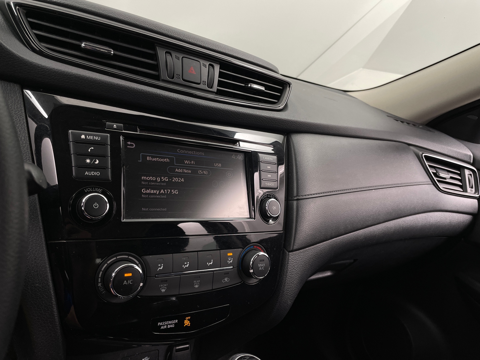 Thumbnail: 2019 Nissan Rogue - 4